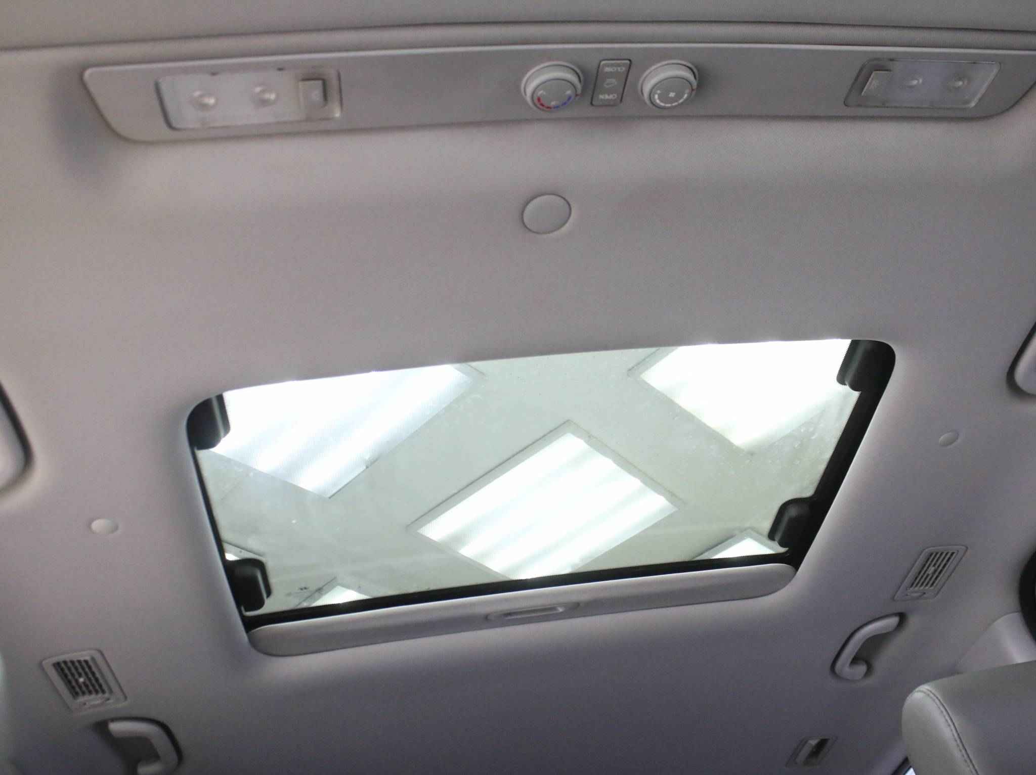 Hyundai Grand Starex, I