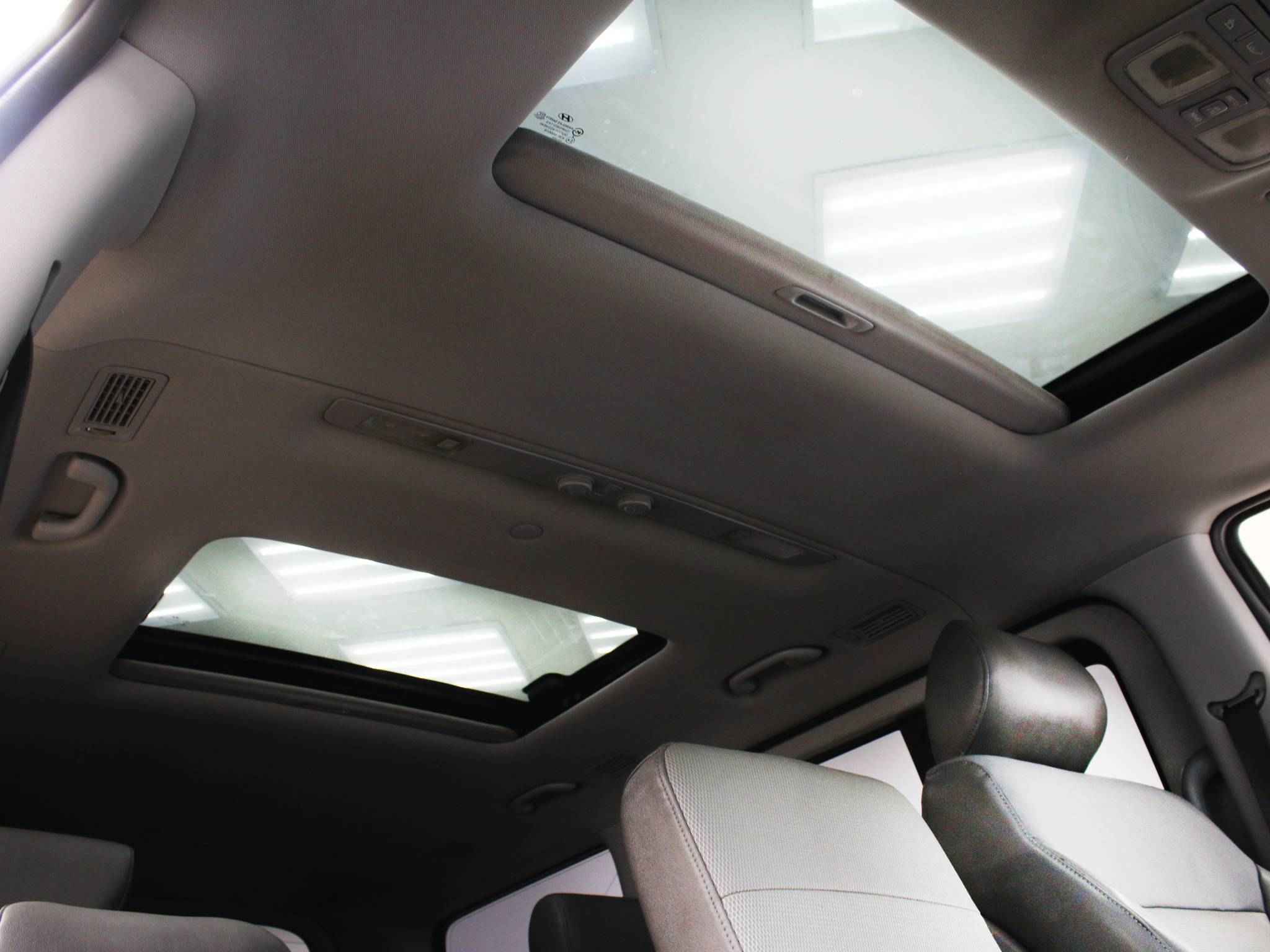 Hyundai Grand Starex, I