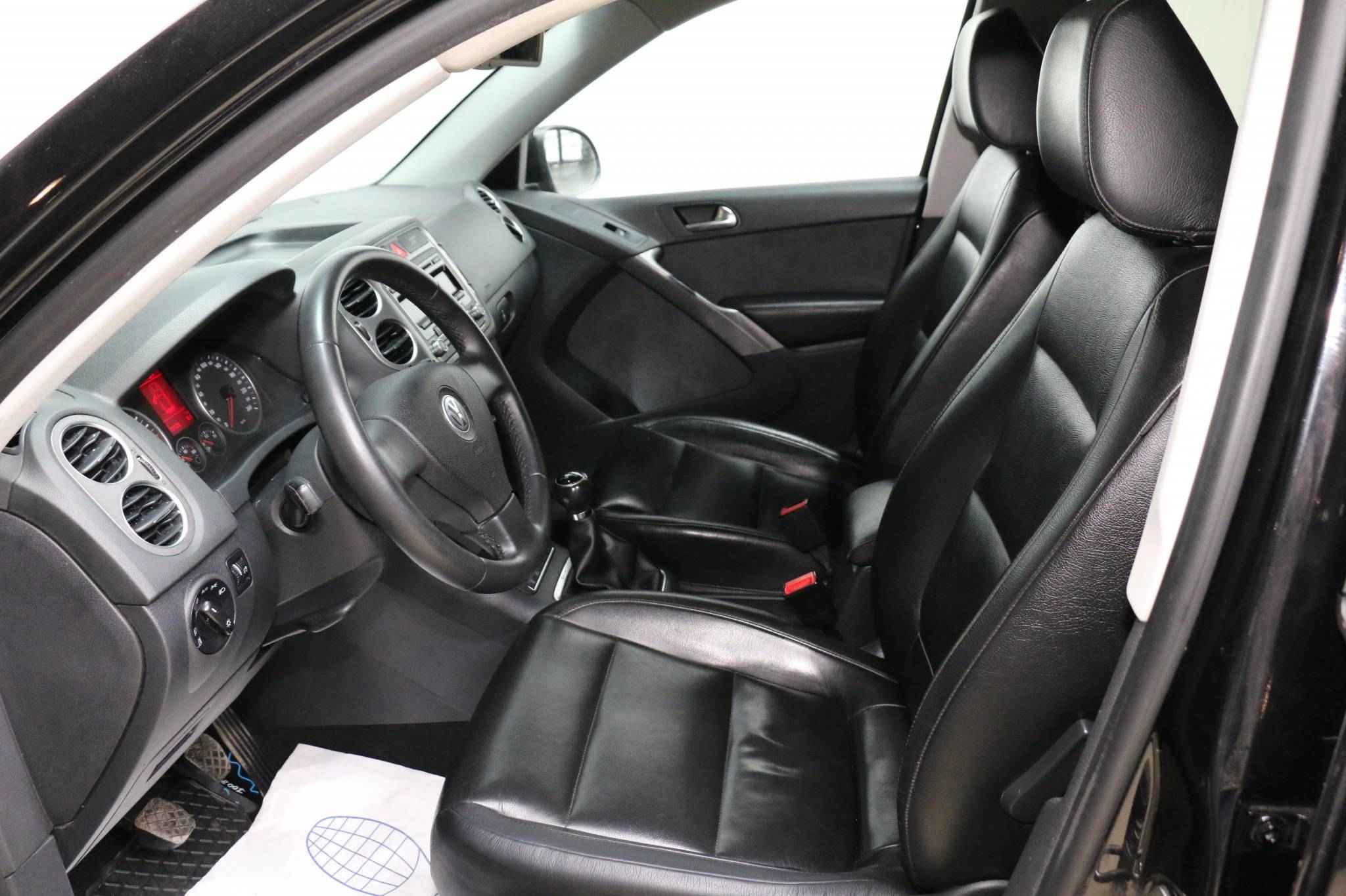 Volkswagen Tiguan, I