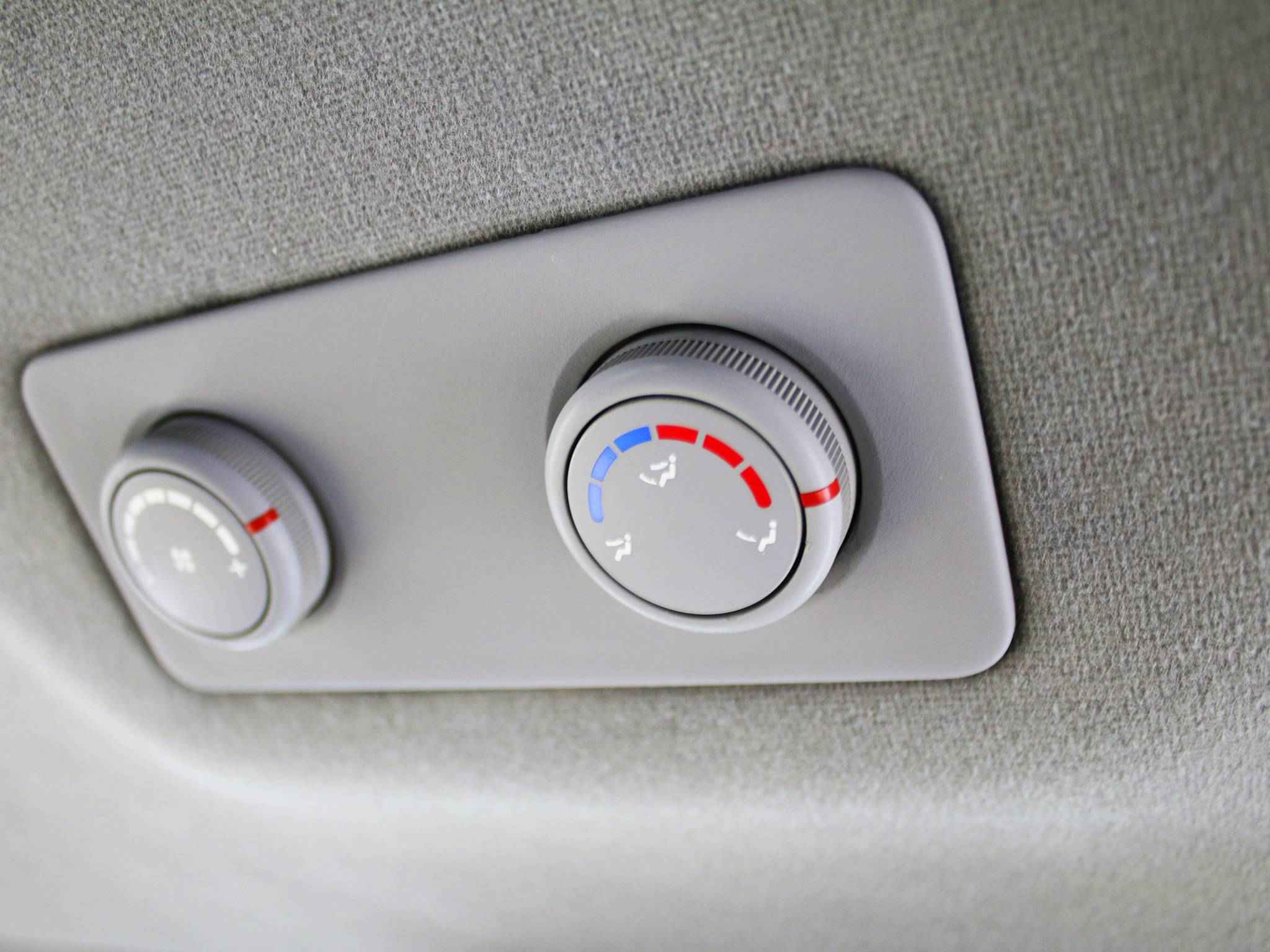 Hyundai Grand Starex, I