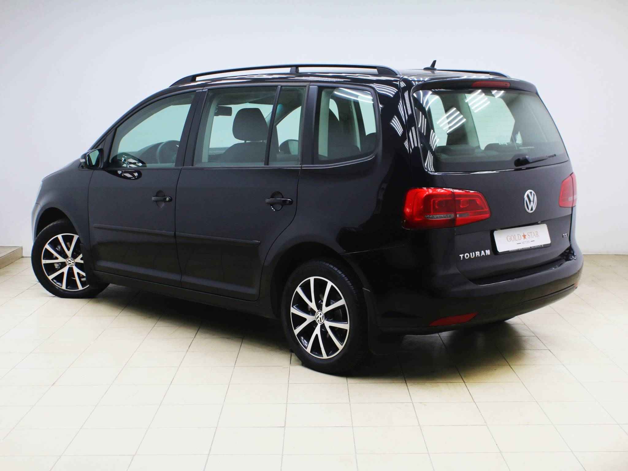 Volkswagen Touran, II