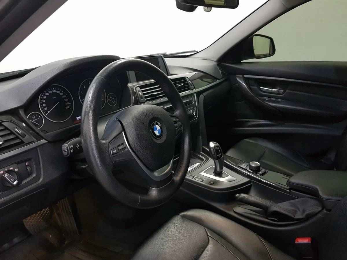 BMW 3 серии, VI (F3x)