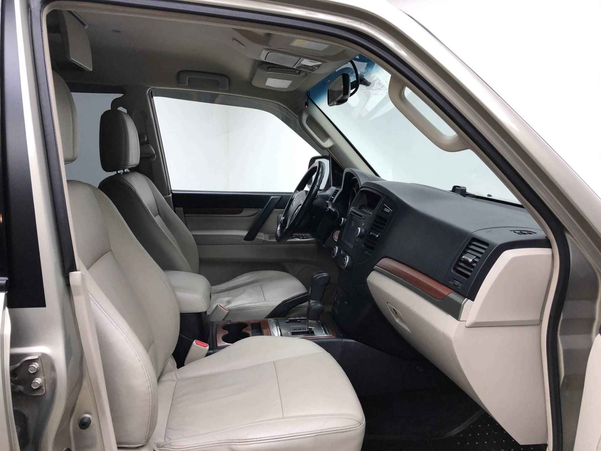 Mitsubishi Pajero, IV