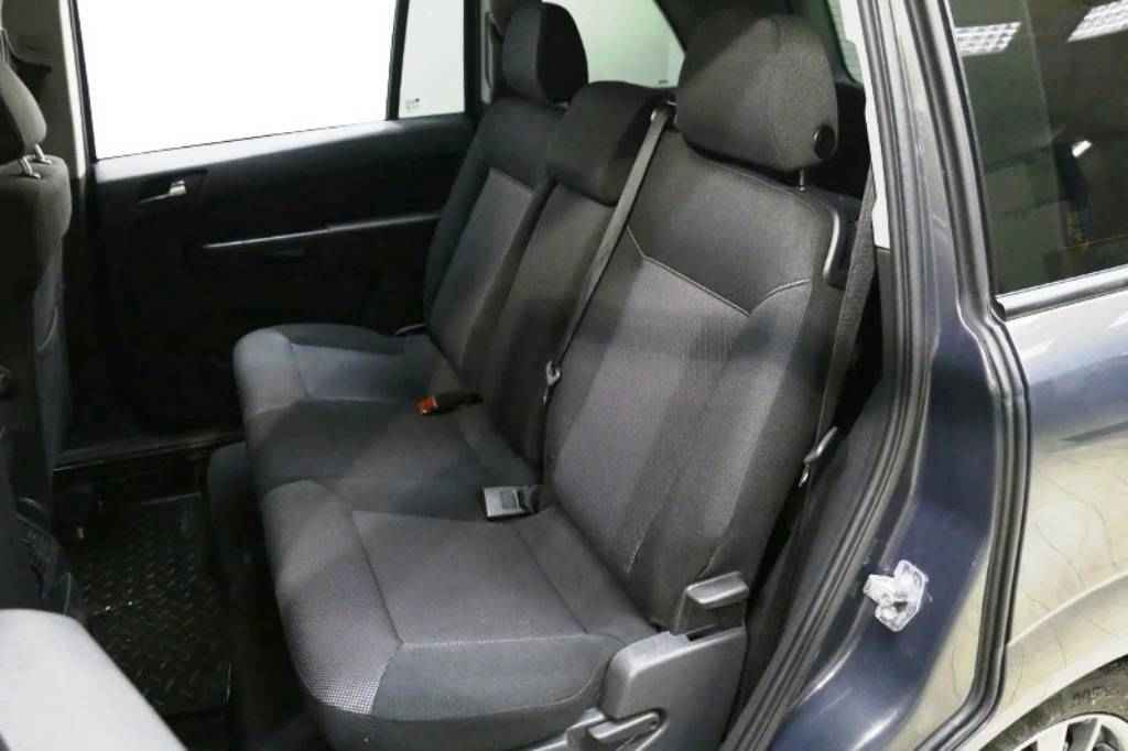 Opel Zafira, B Рестайлинг