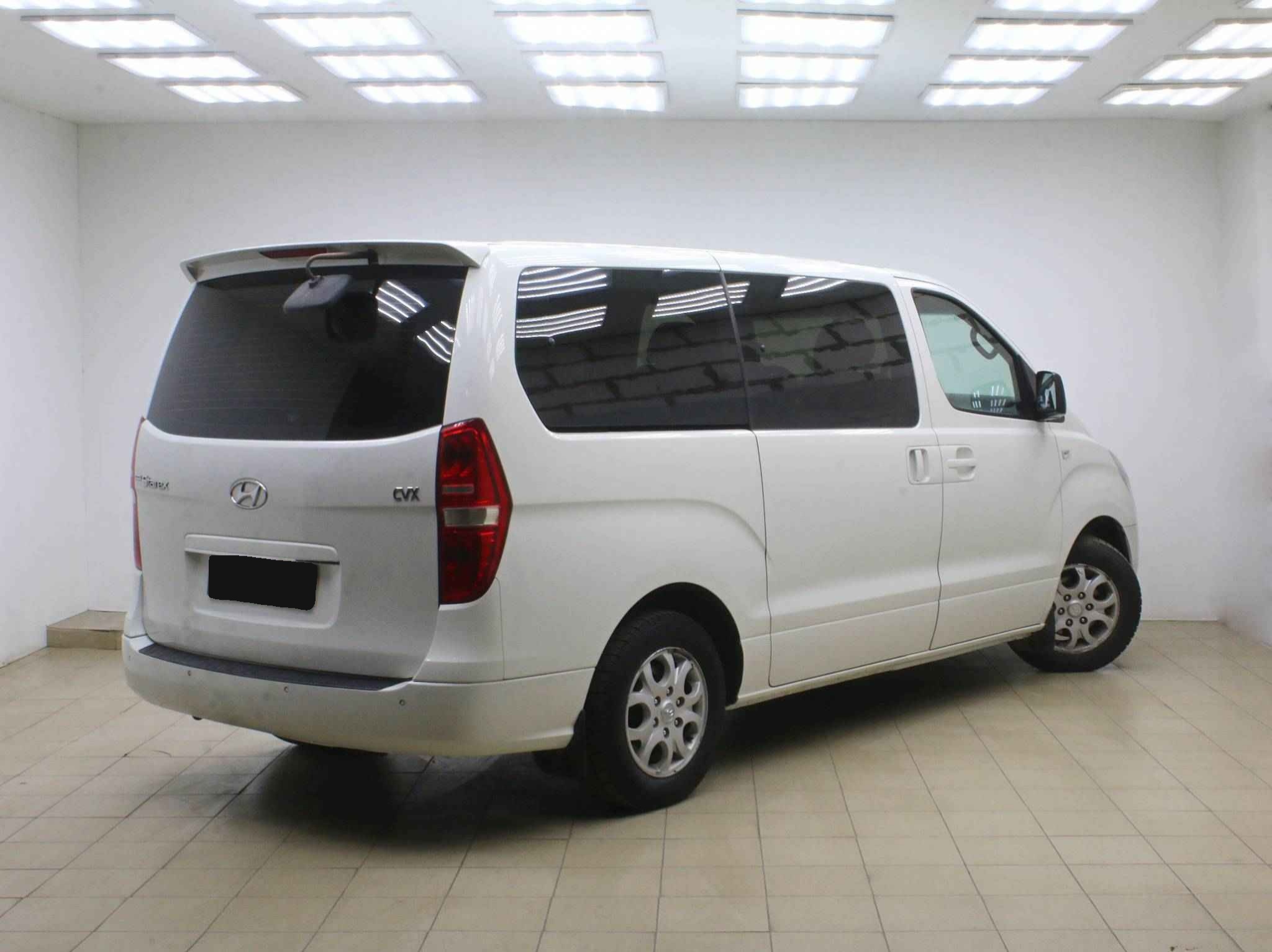 Hyundai Grand Starex, I