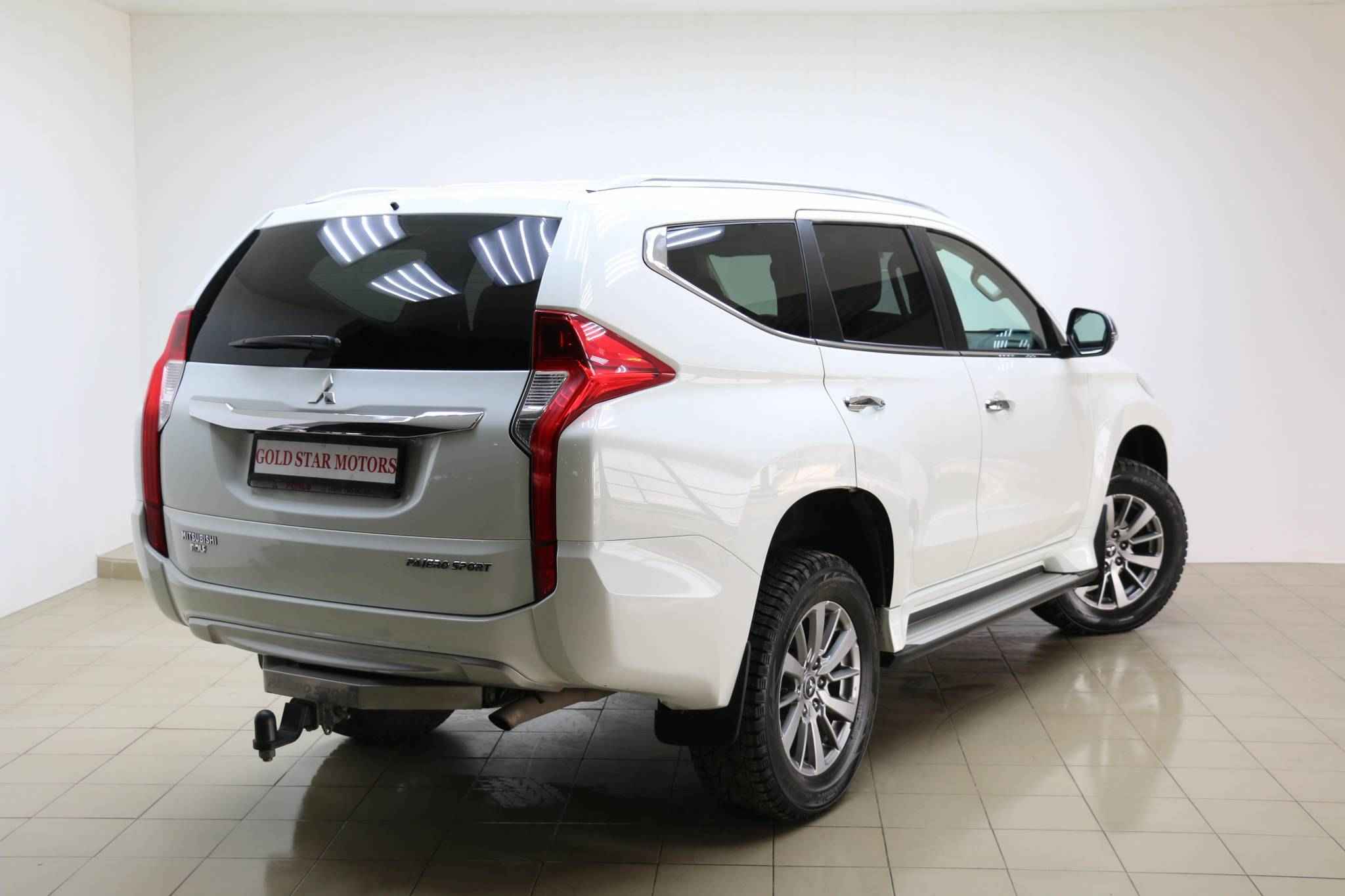 Mitsubishi Pajero Sport, III