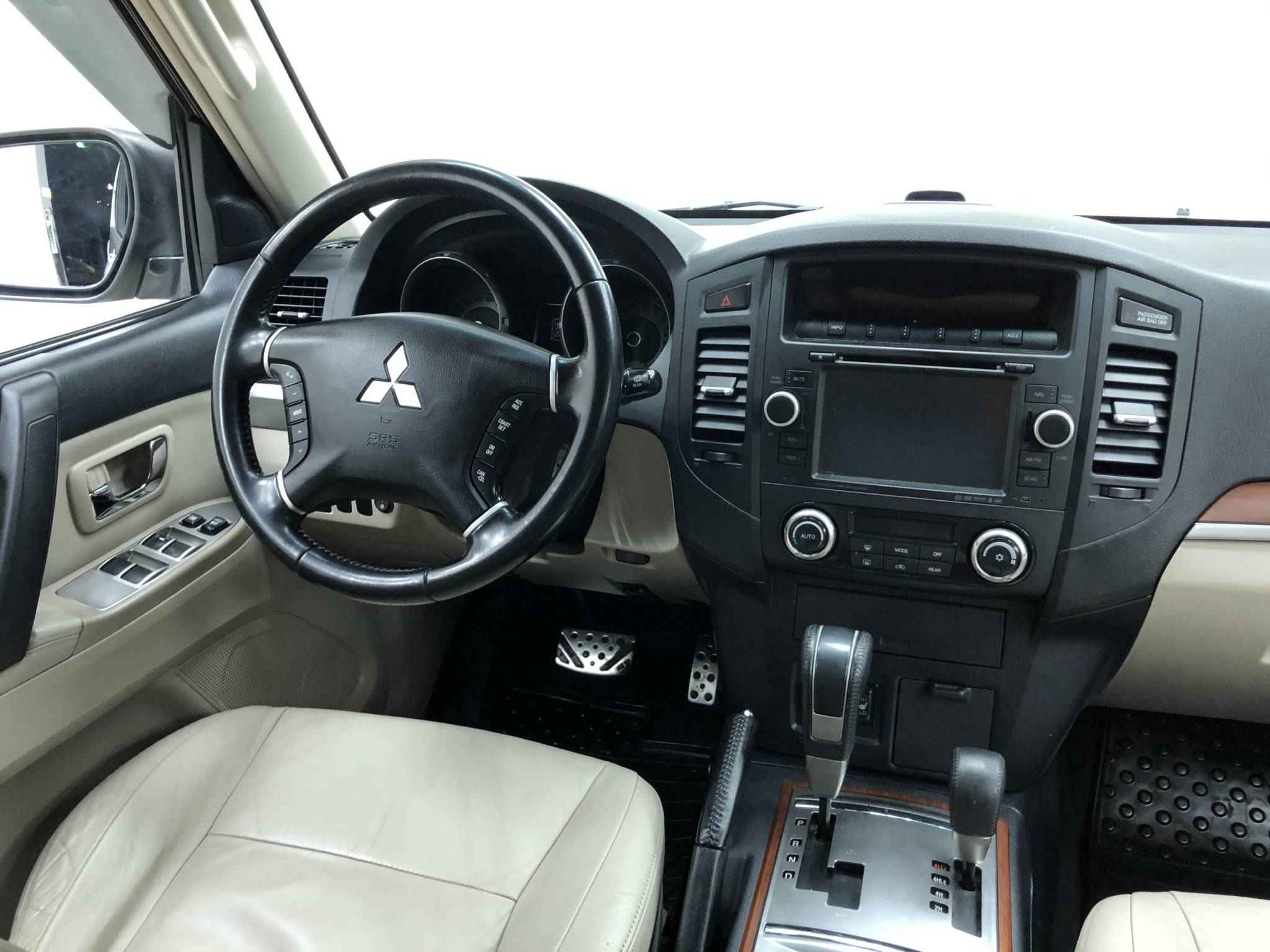 Mitsubishi Pajero, IV