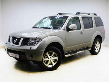 Nissan Pathfinder, III