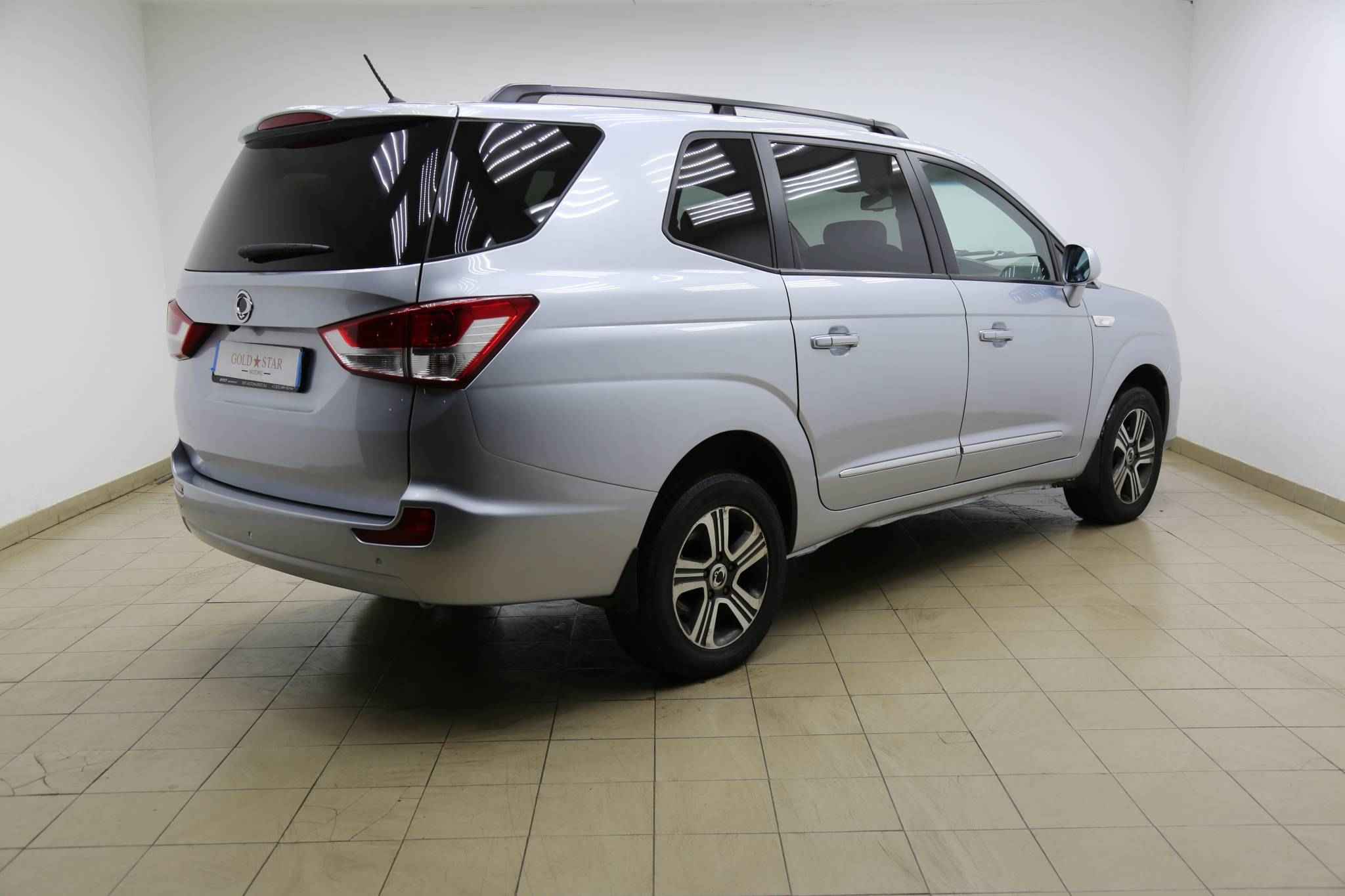SsangYong Stavic