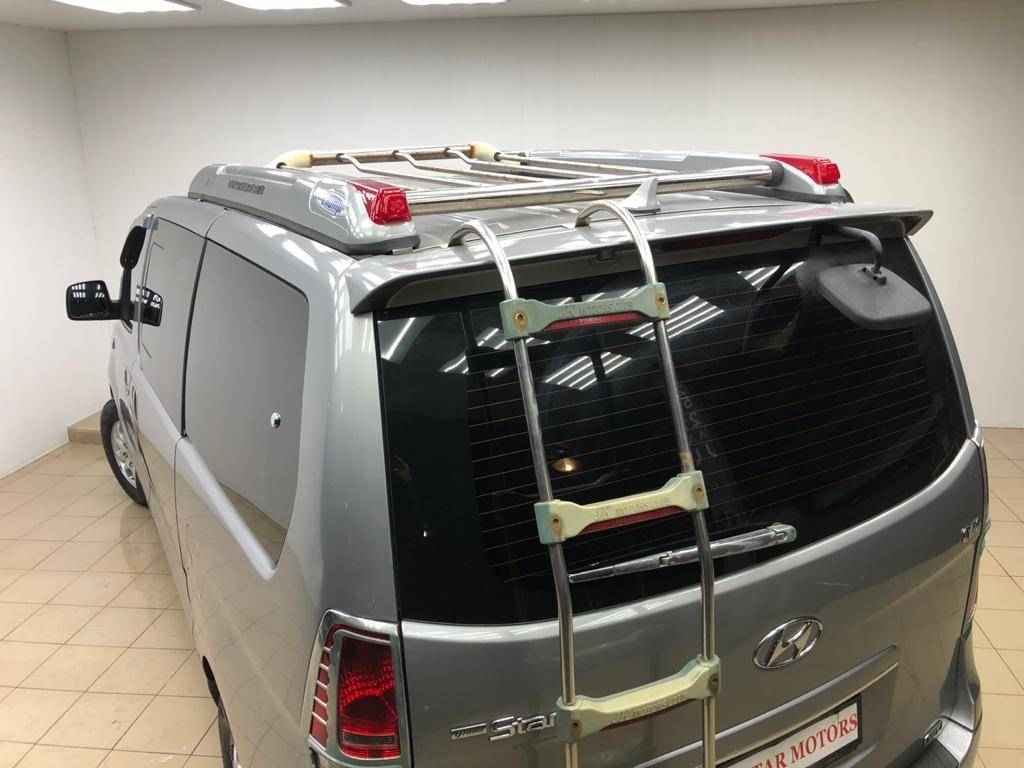 Hyundai Grand Starex, I