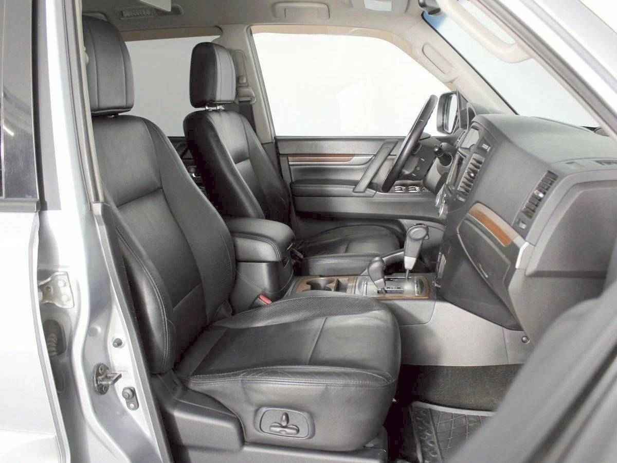 Mitsubishi Pajero, IV