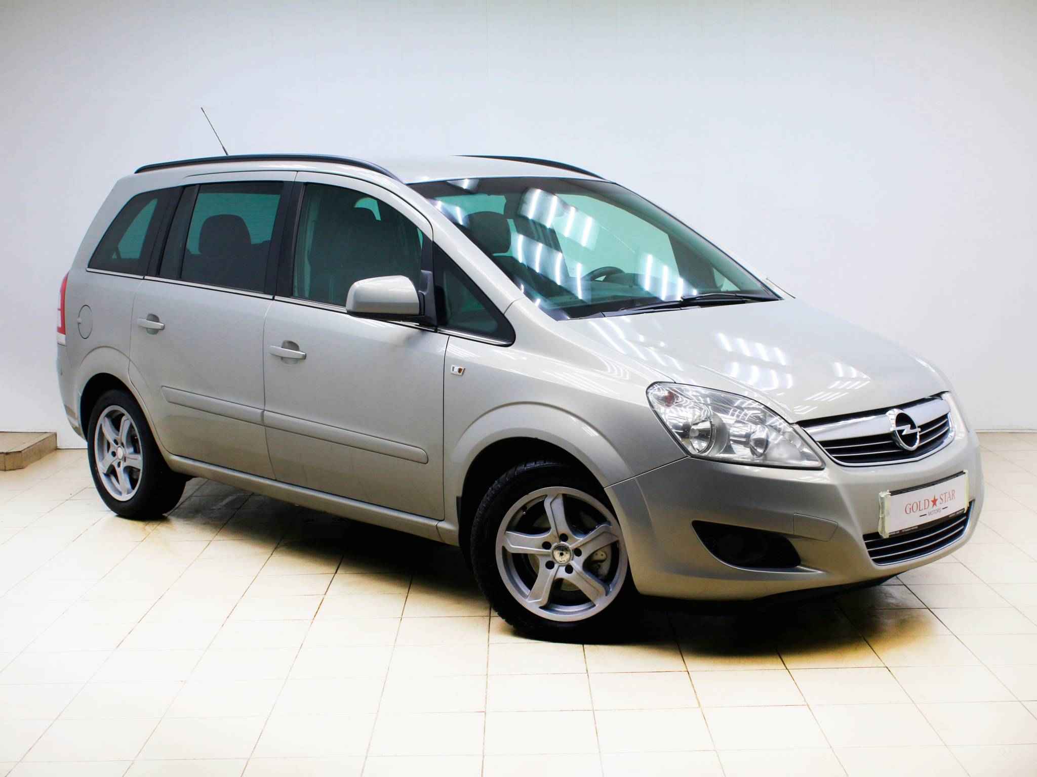 Opel Zafira, B Рестайлинг