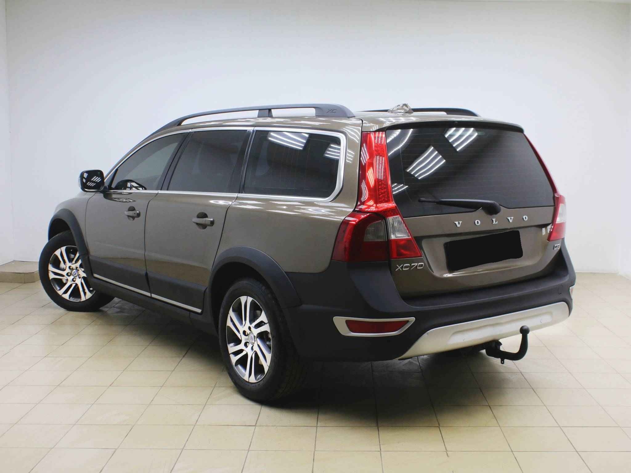 Volvo XC70, II