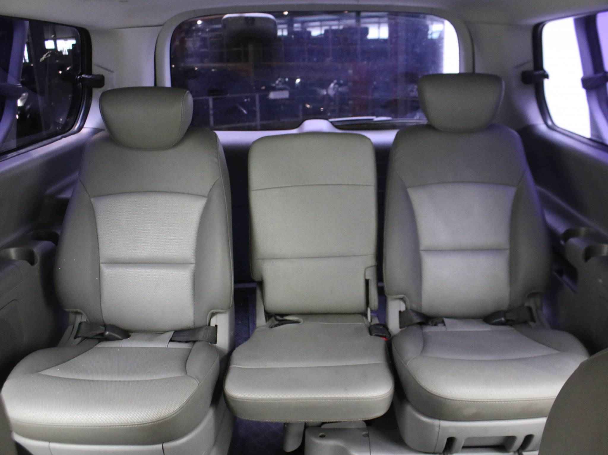 Hyundai Grand Starex, I