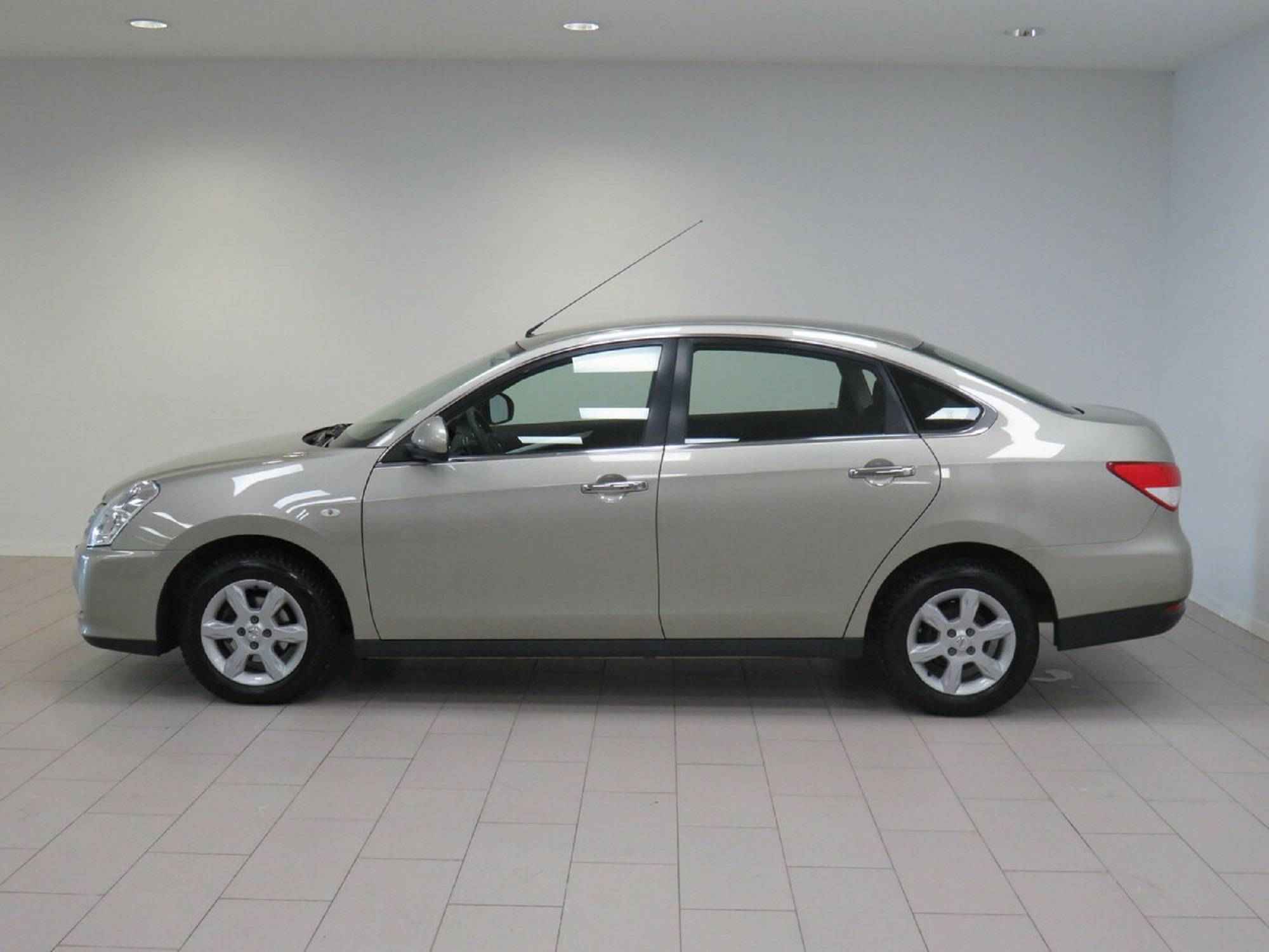 Nissan Almera, III (G15)