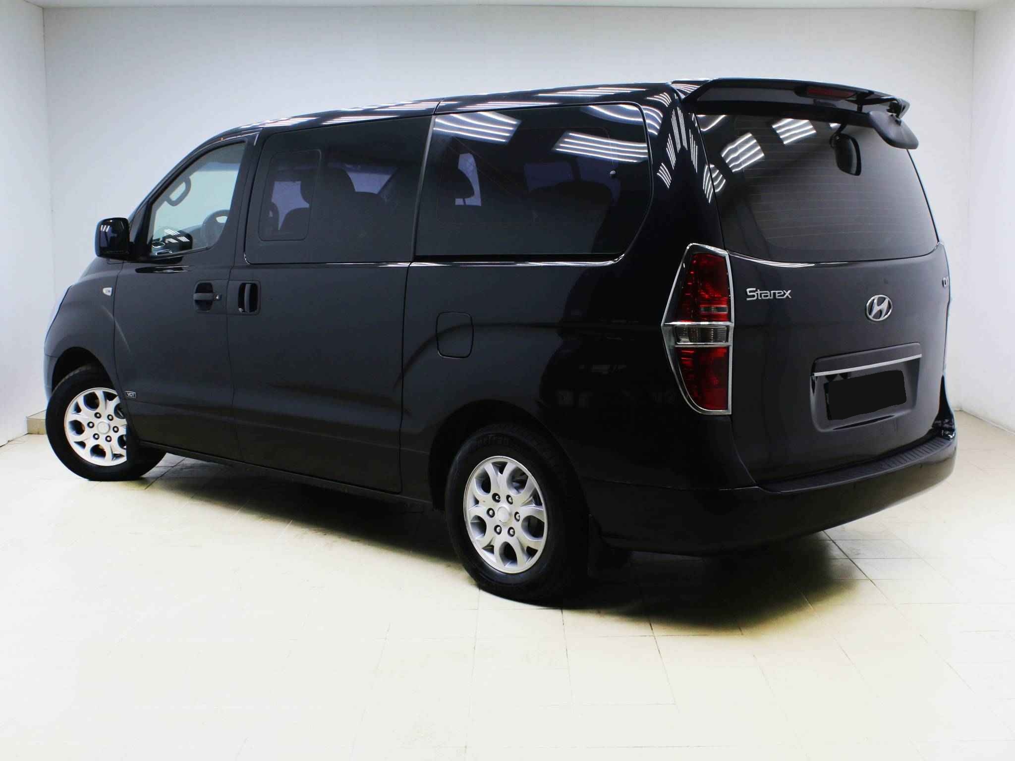 Hyundai Grand Starex, I