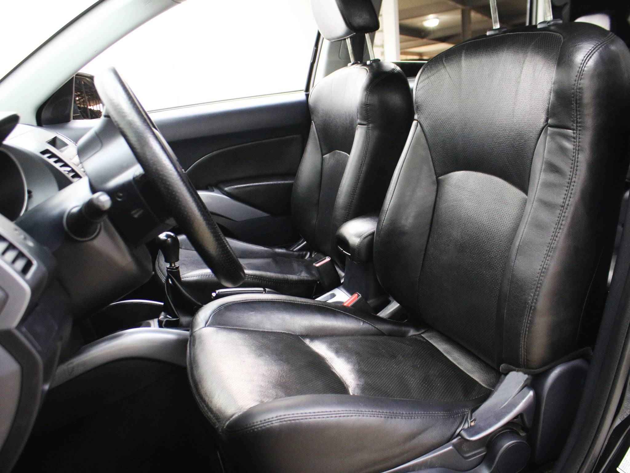 Mitsubishi Outlander, II