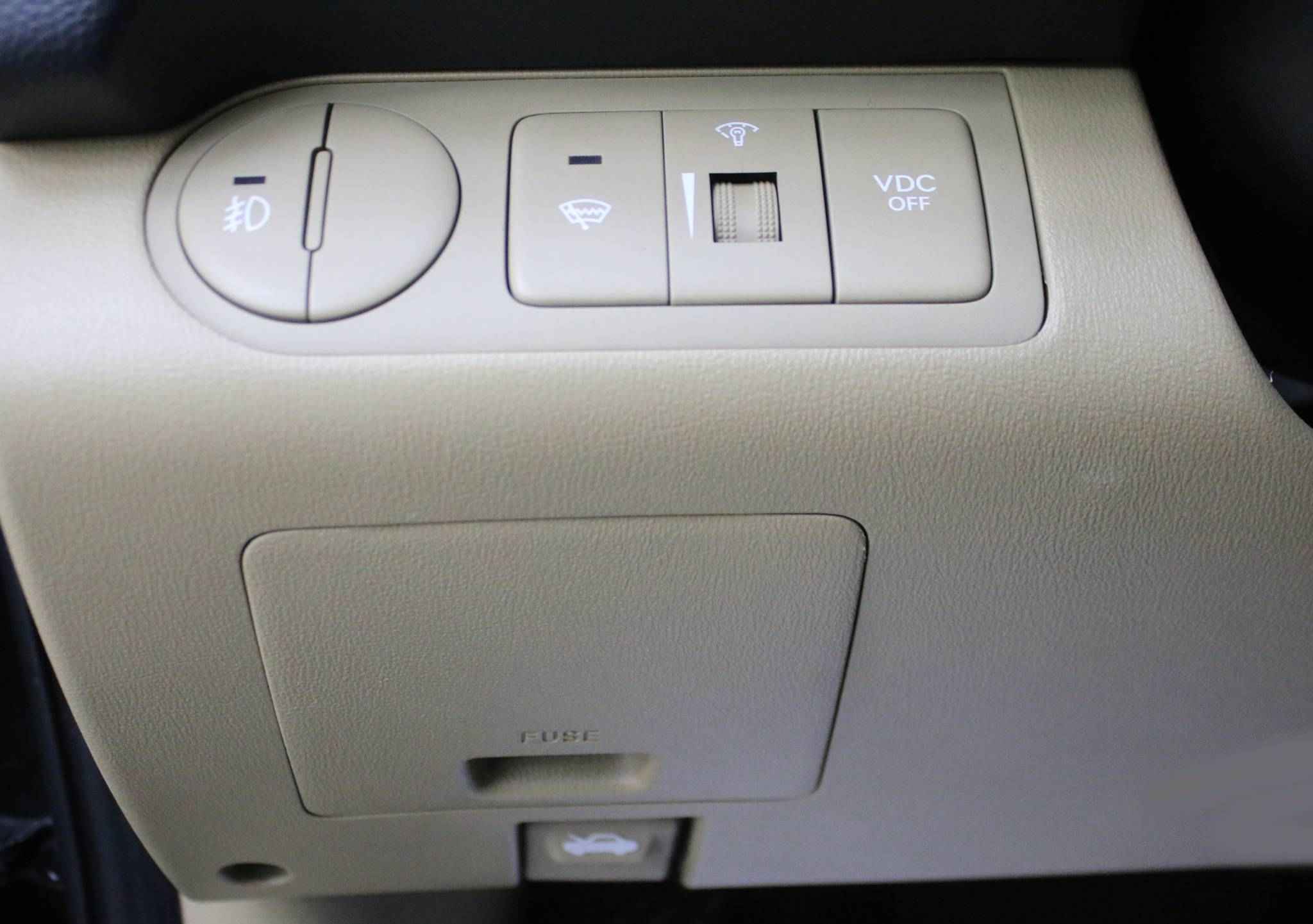 Hyundai Grand Starex, I