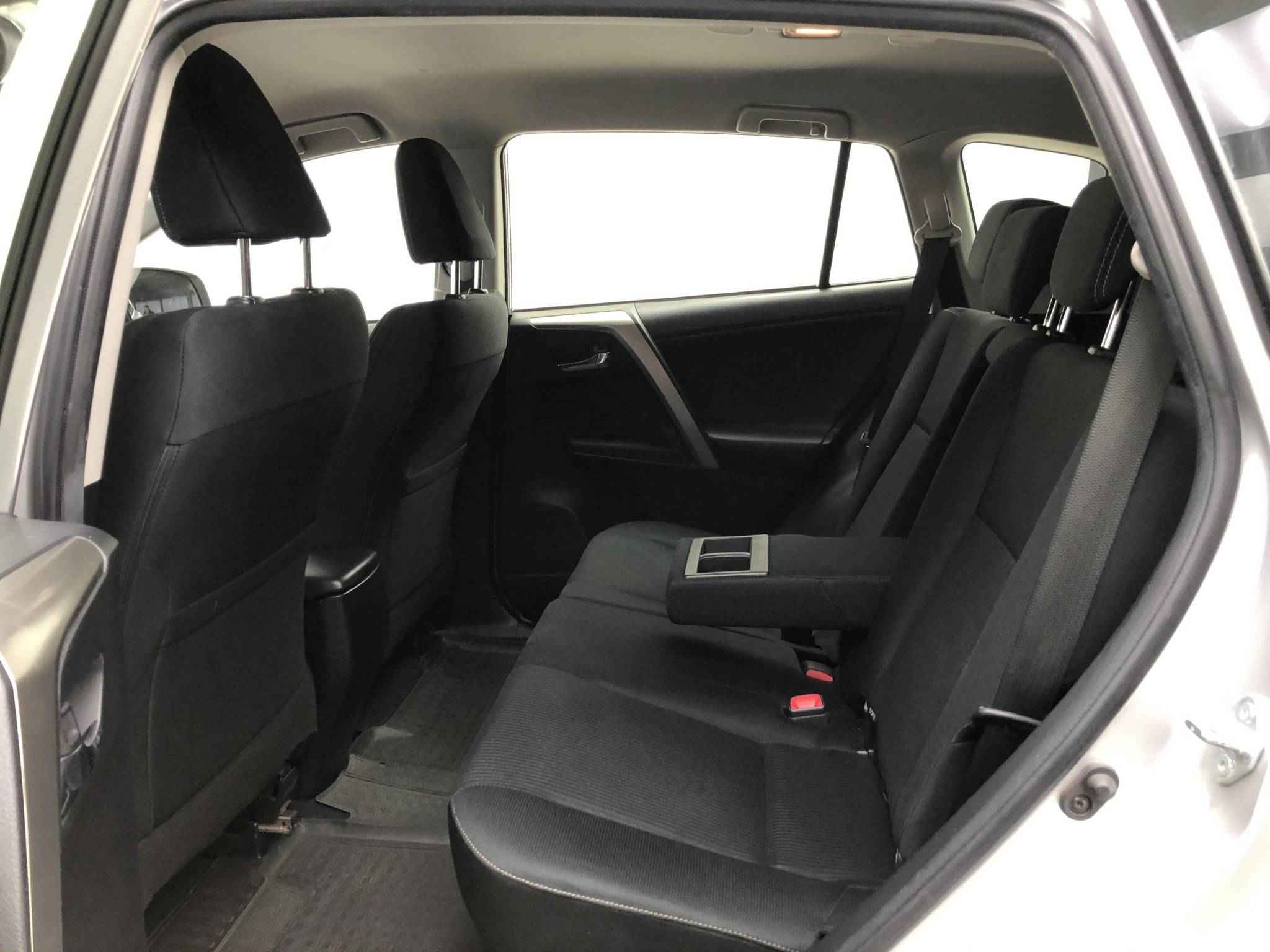 Toyota RAV4, IV (CA40)