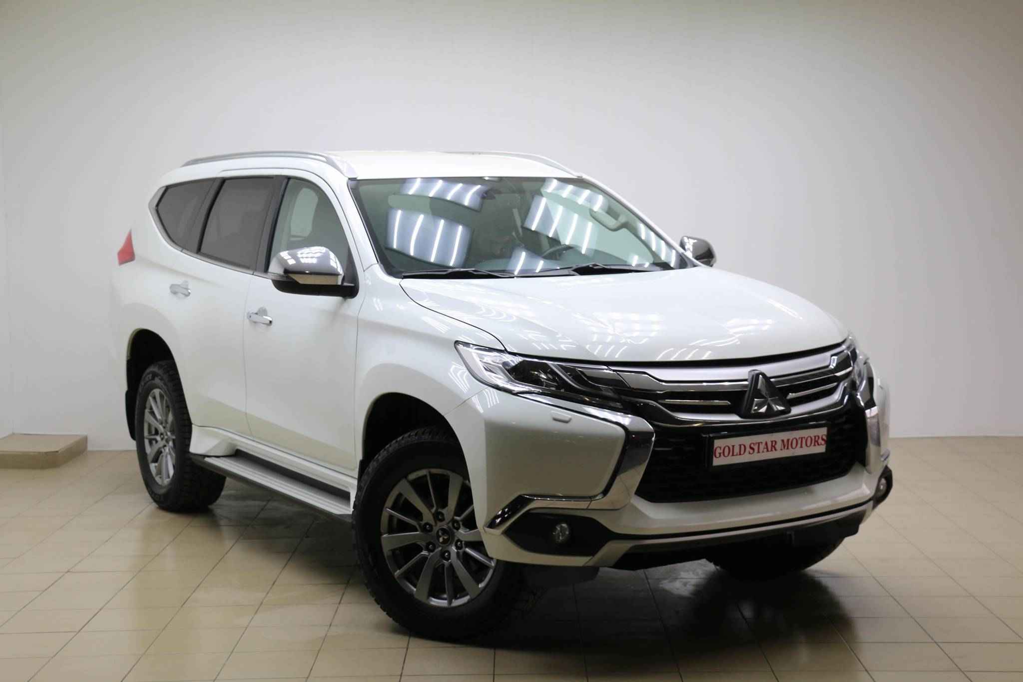 Mitsubishi Pajero Sport, III