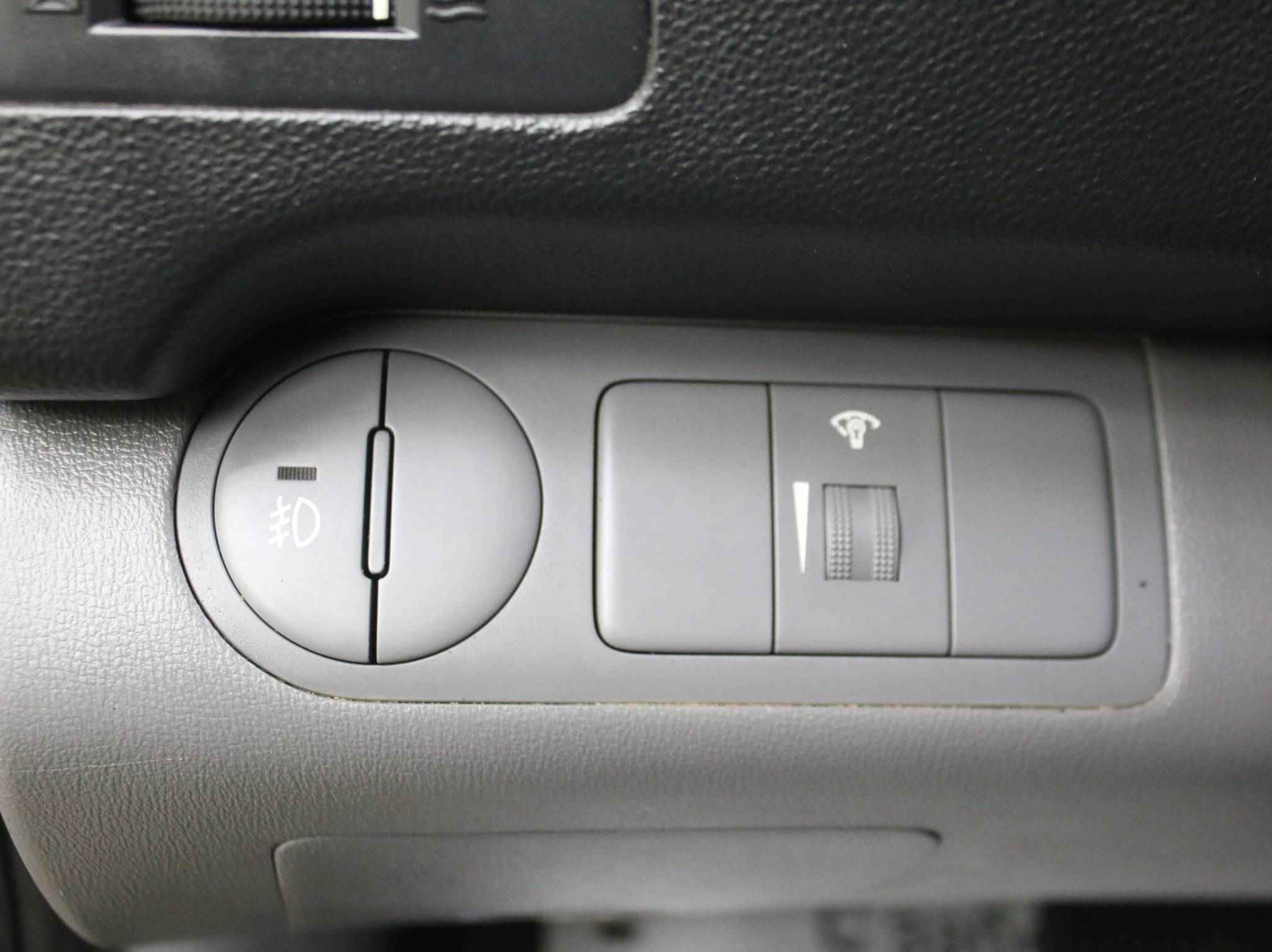 Hyundai Grand Starex, I