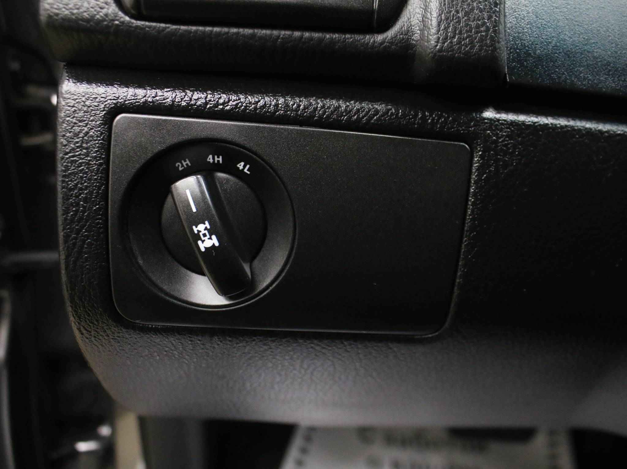 SsangYong Rexton, III