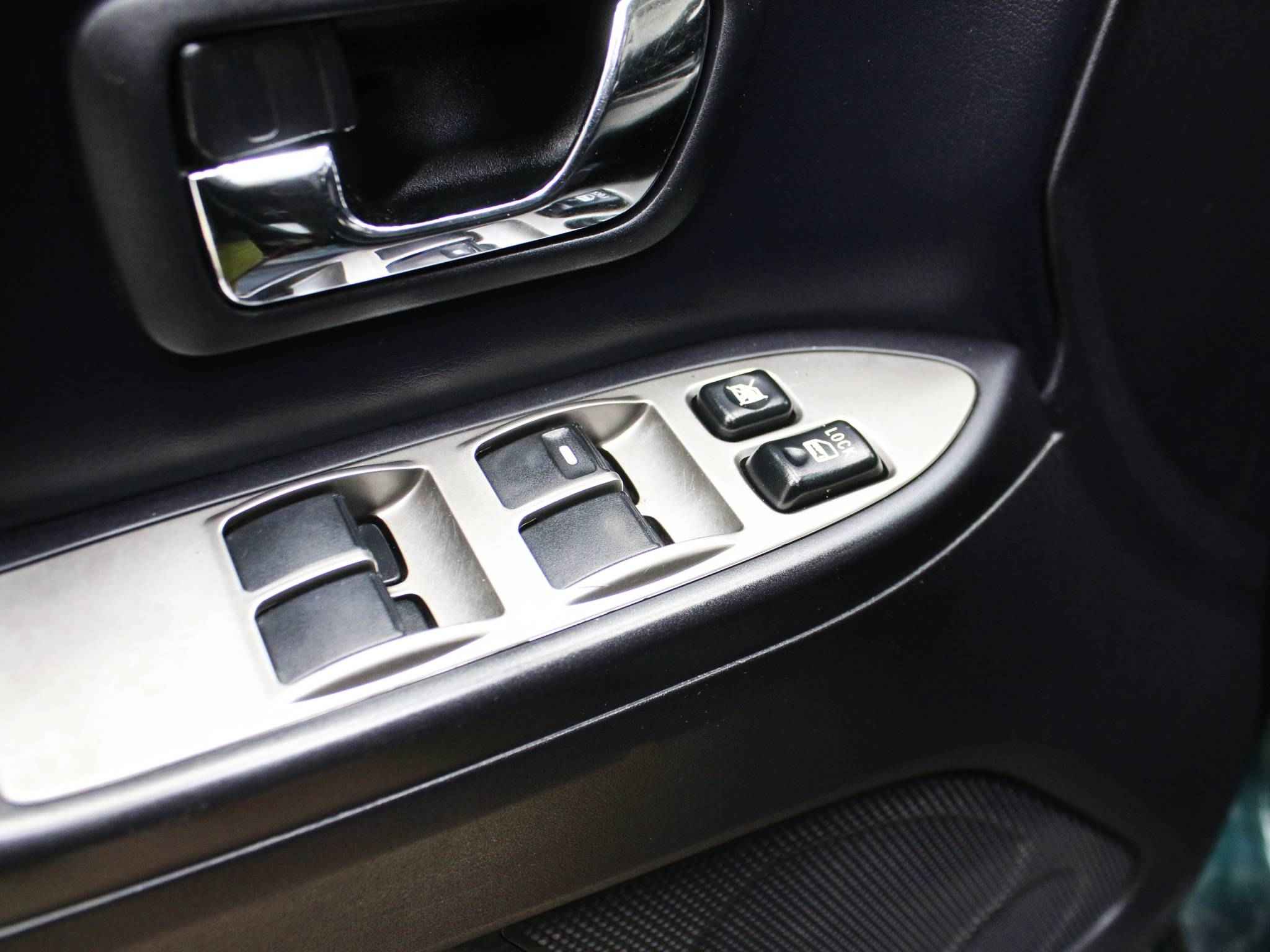 Mitsubishi Pajero, IV