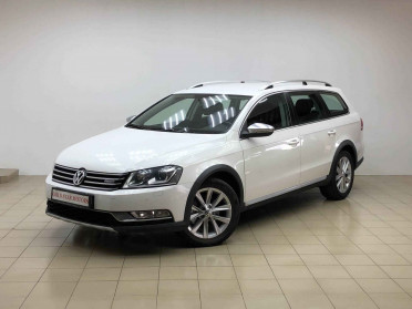 Volkswagen Passat, B7