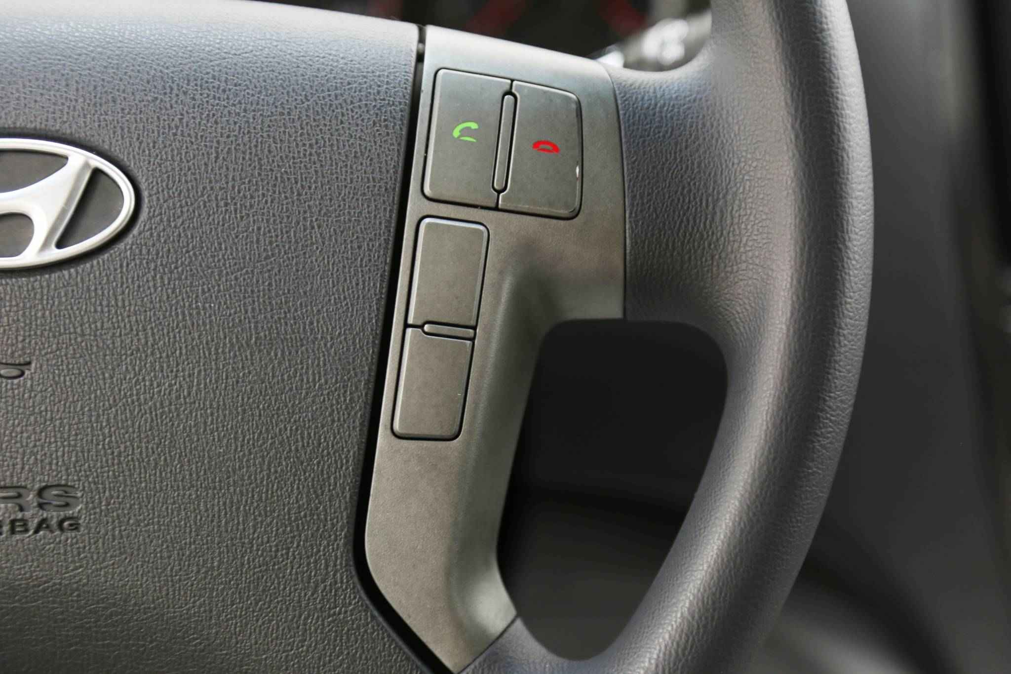 Hyundai Grand Starex, I