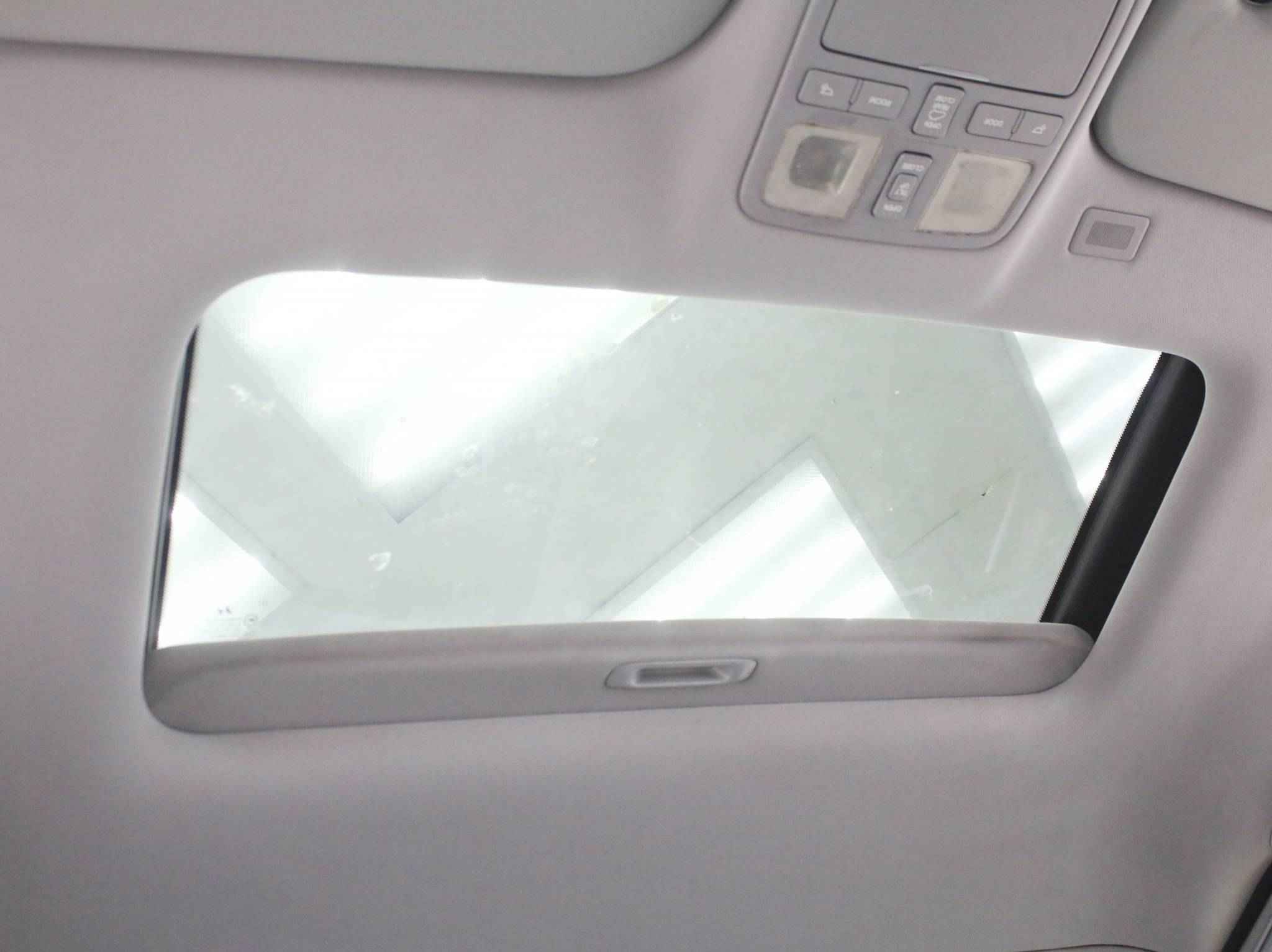 Hyundai Grand Starex, I