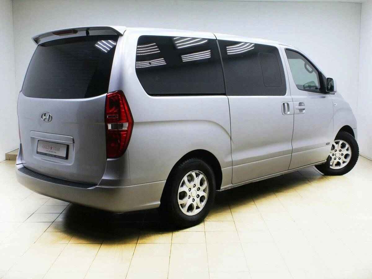 Hyundai Grand Starex, I