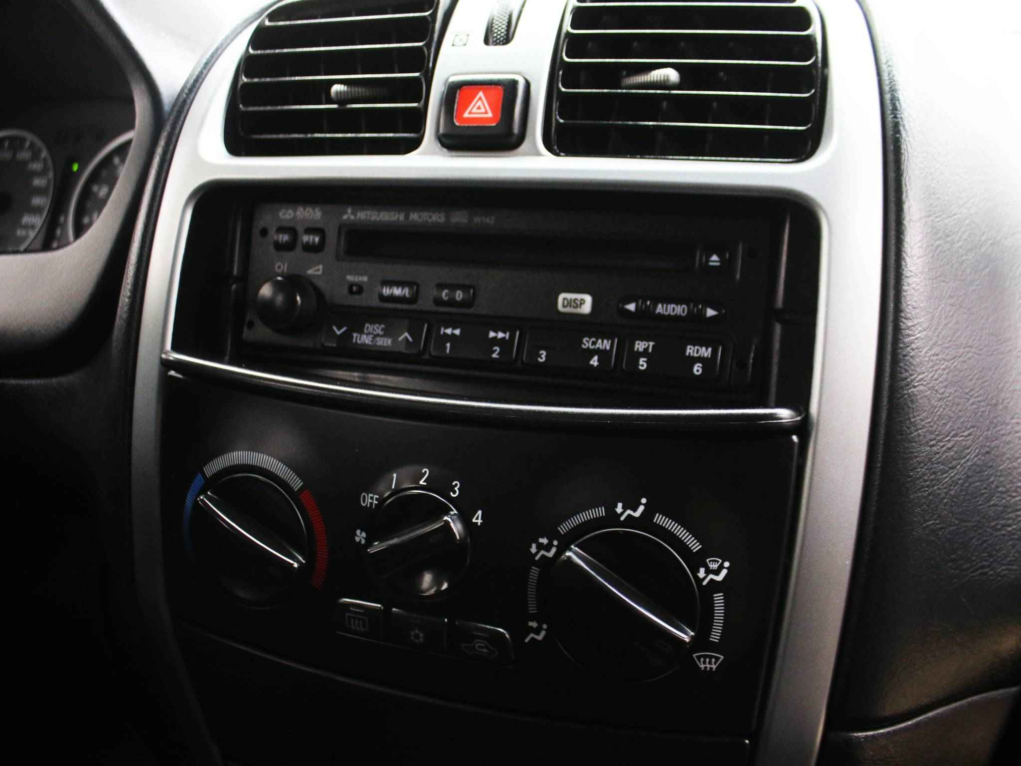 Mitsubishi Space Star, I Рестайлинг