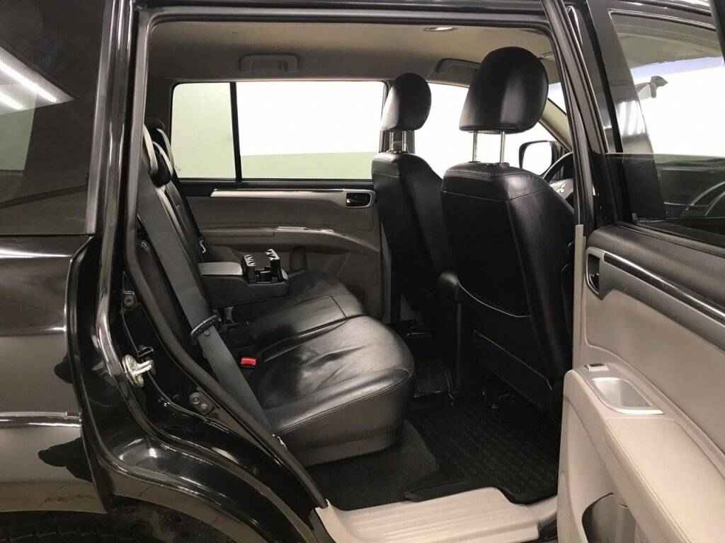 Mitsubishi Pajero Sport, II