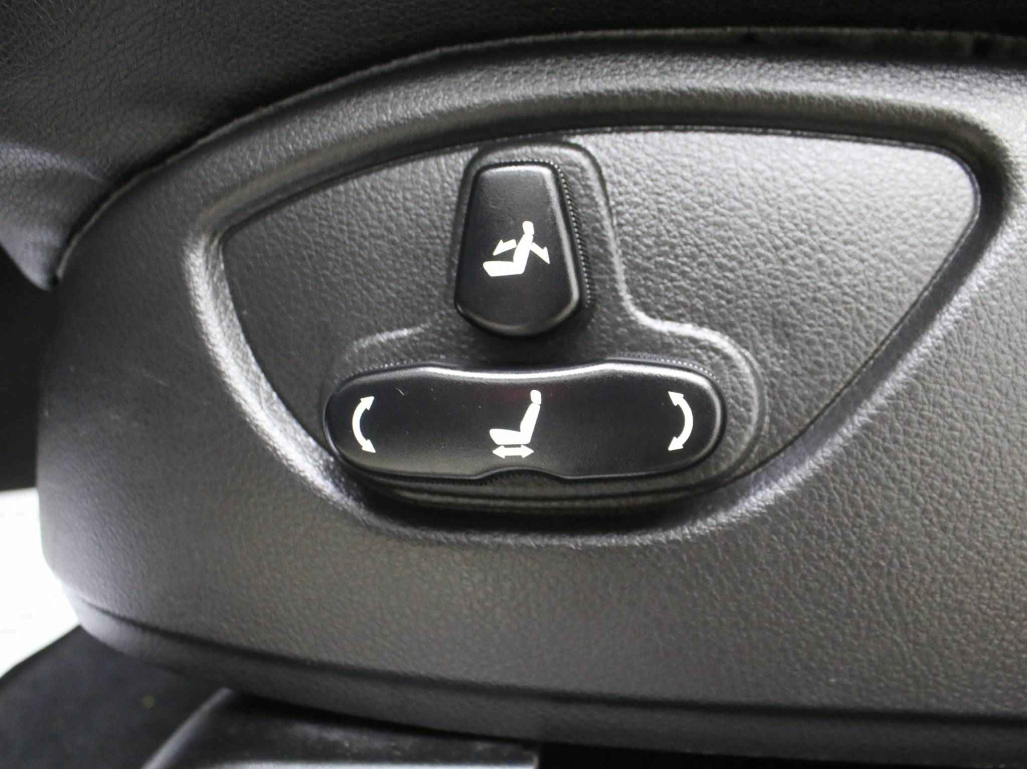 SsangYong Rexton, III