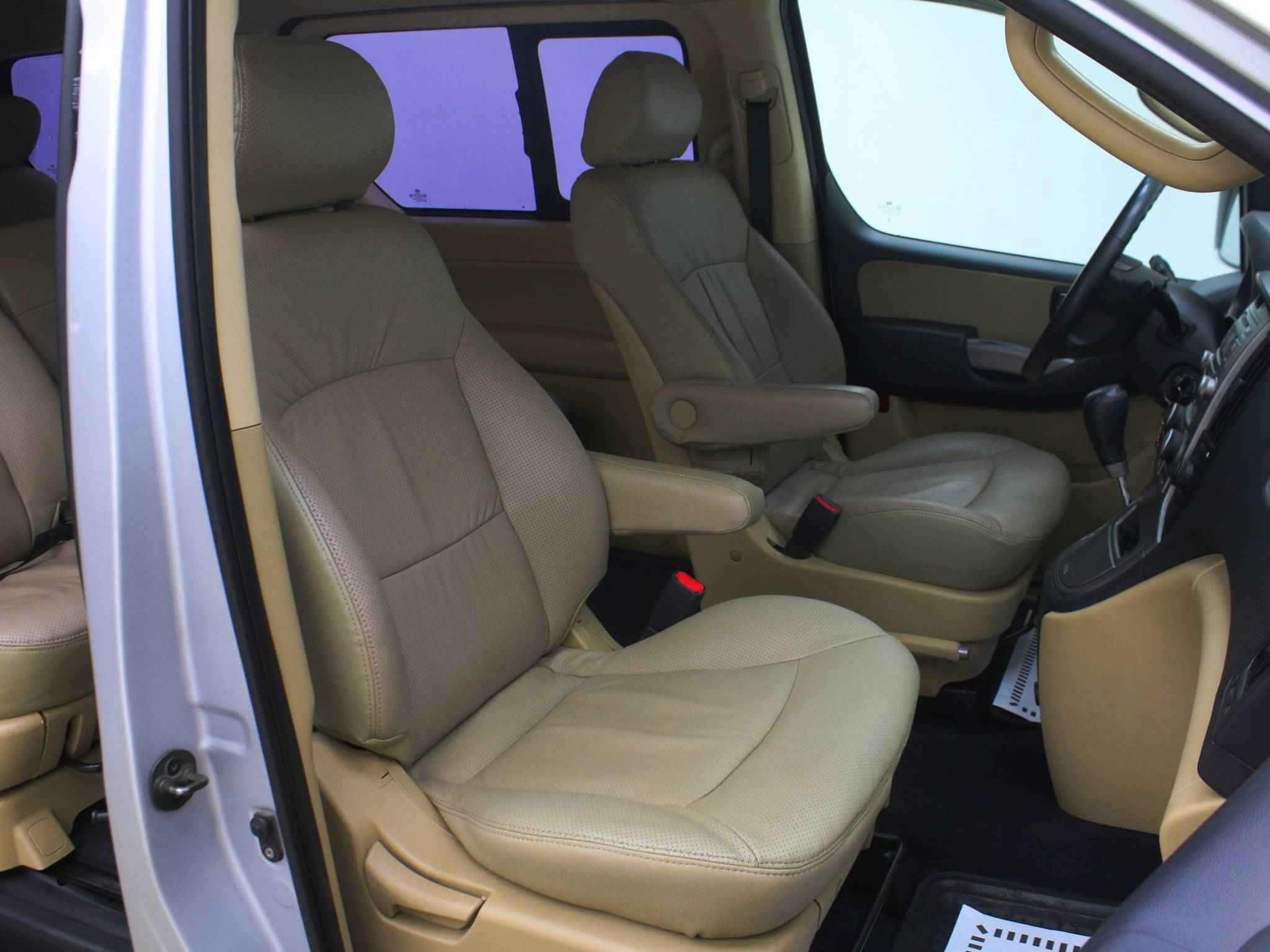 Hyundai Grand Starex, I