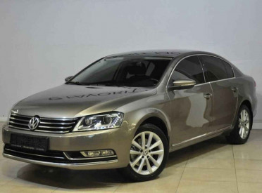 Volkswagen Passat, B7