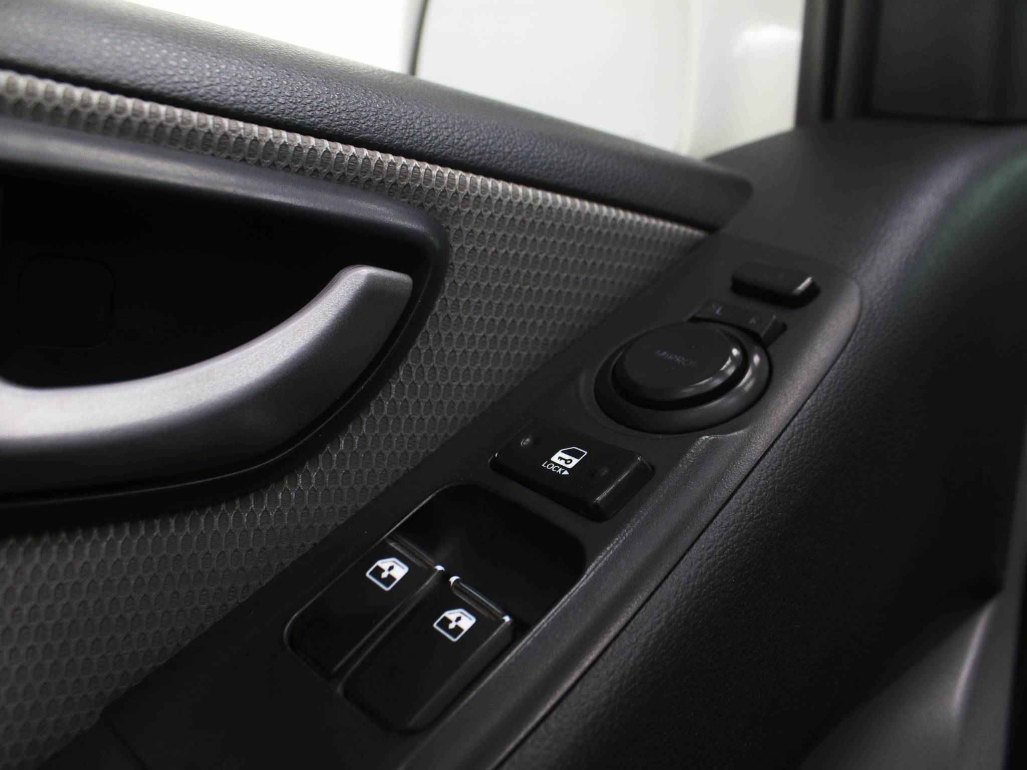 Hyundai Grand Starex, I