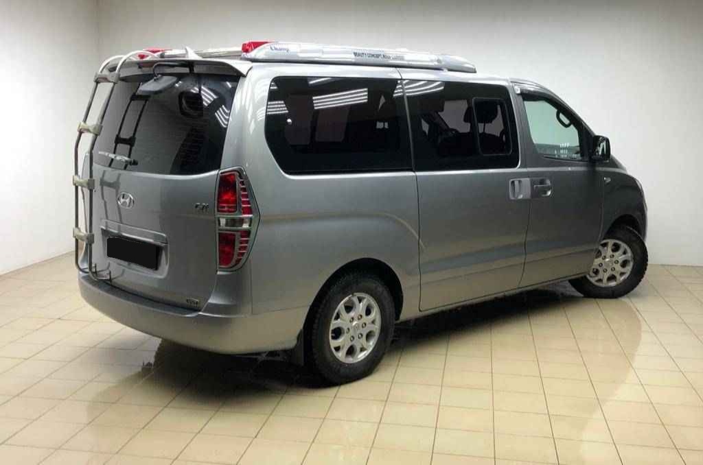 Hyundai Grand Starex, I