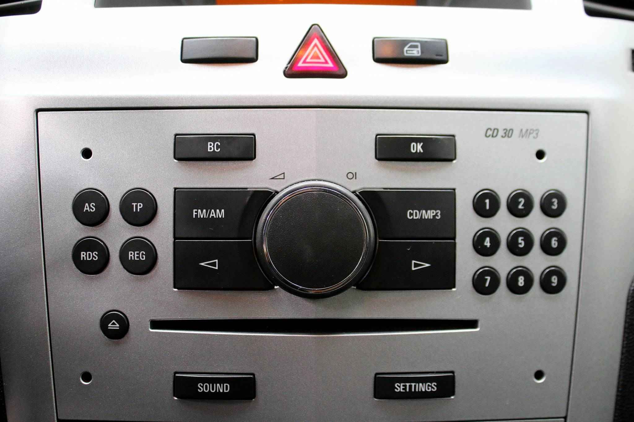 Opel Zafira, B Рестайлинг