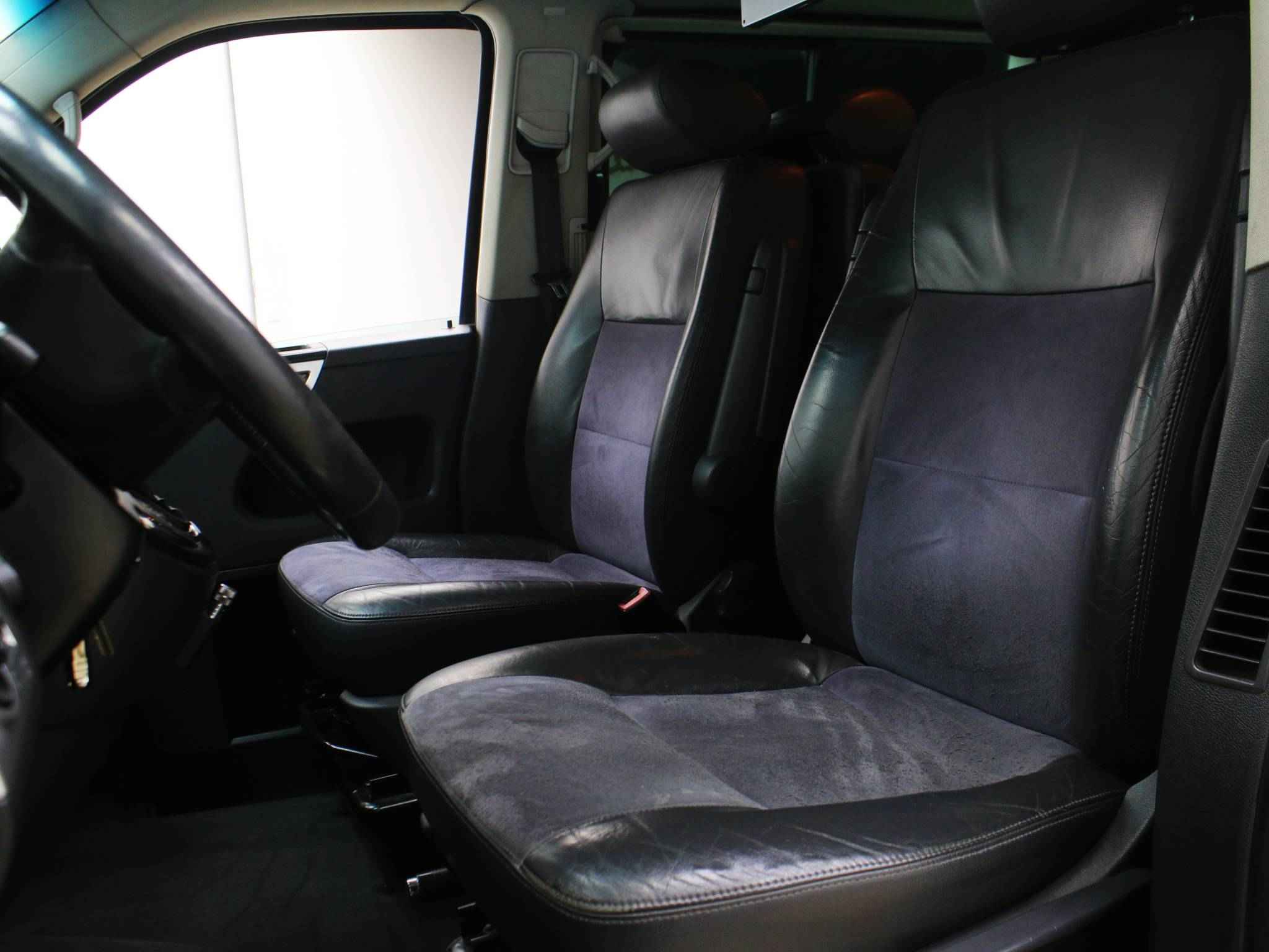 Volkswagen Multivan, T5