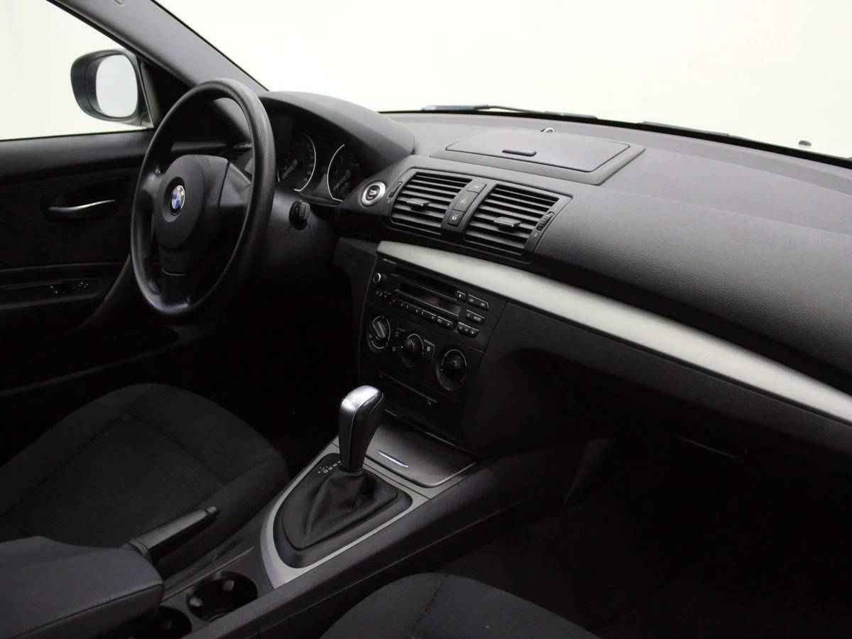 BMW 1 серии, I (E81/E82/E87/E88) Рестайлинг