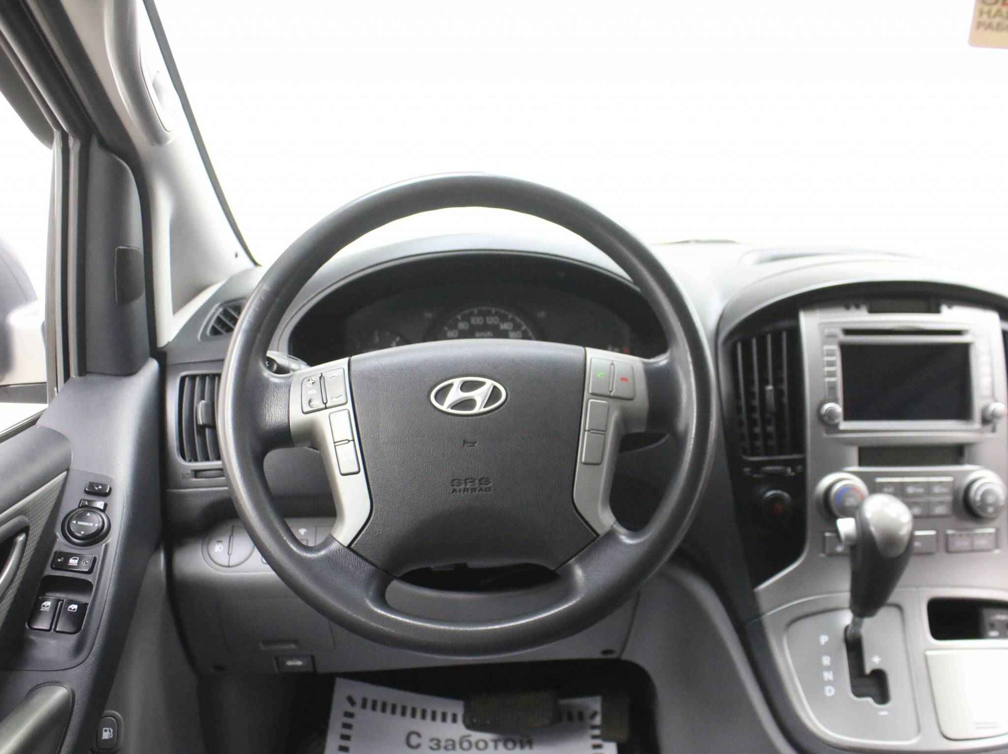 Hyundai Grand Starex, I