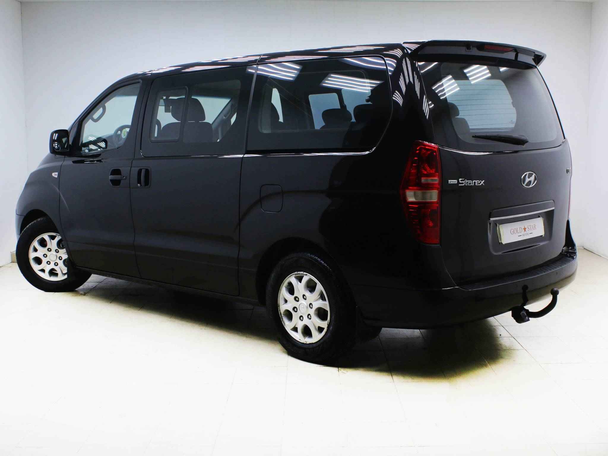 Hyundai Grand Starex, I