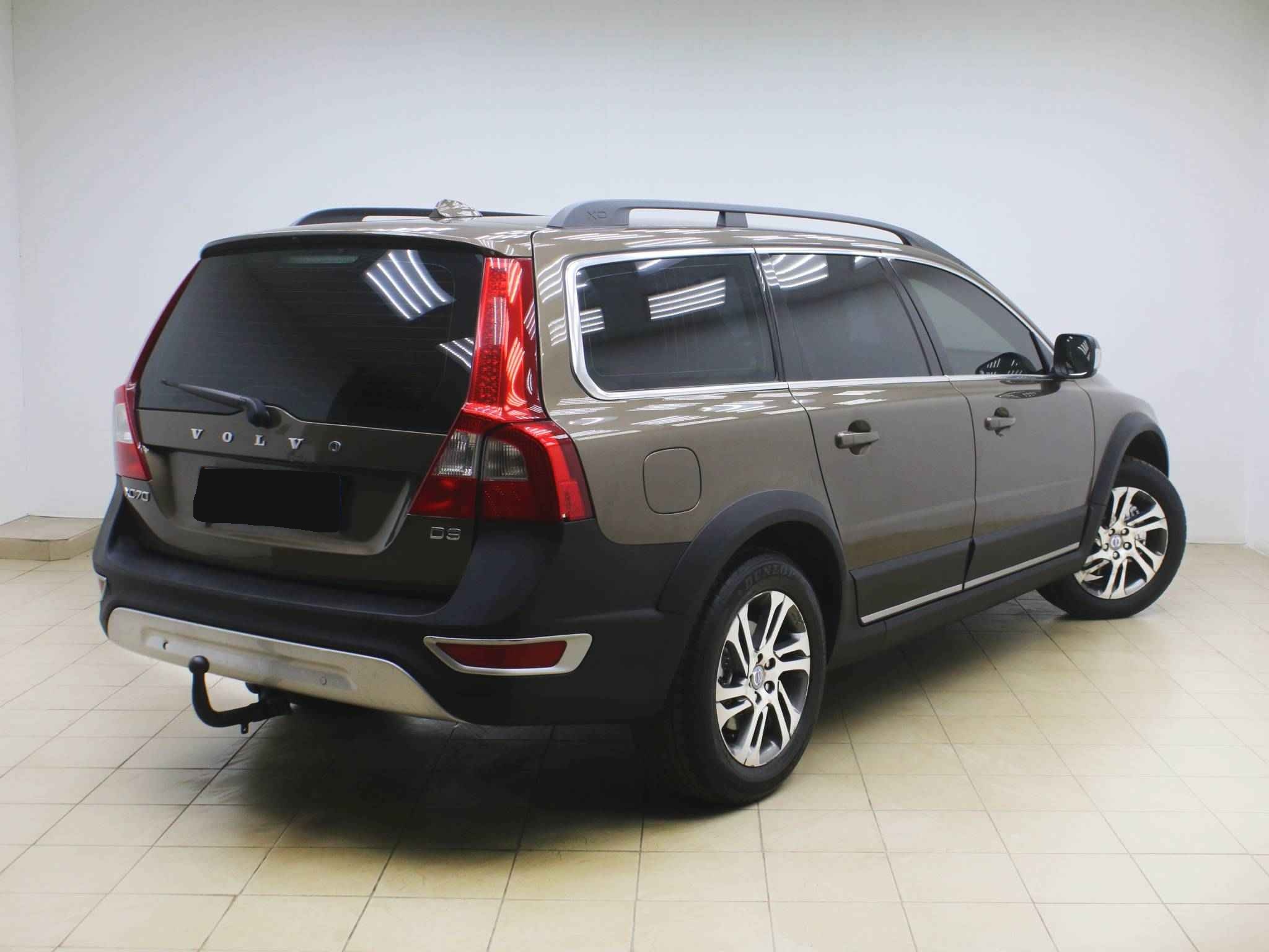 Volvo XC70, II