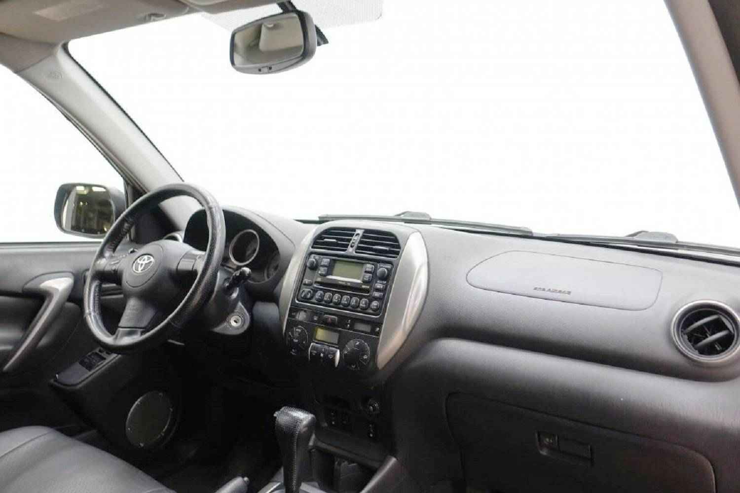 Toyota RAV4, II (XA20) Рестайлинг