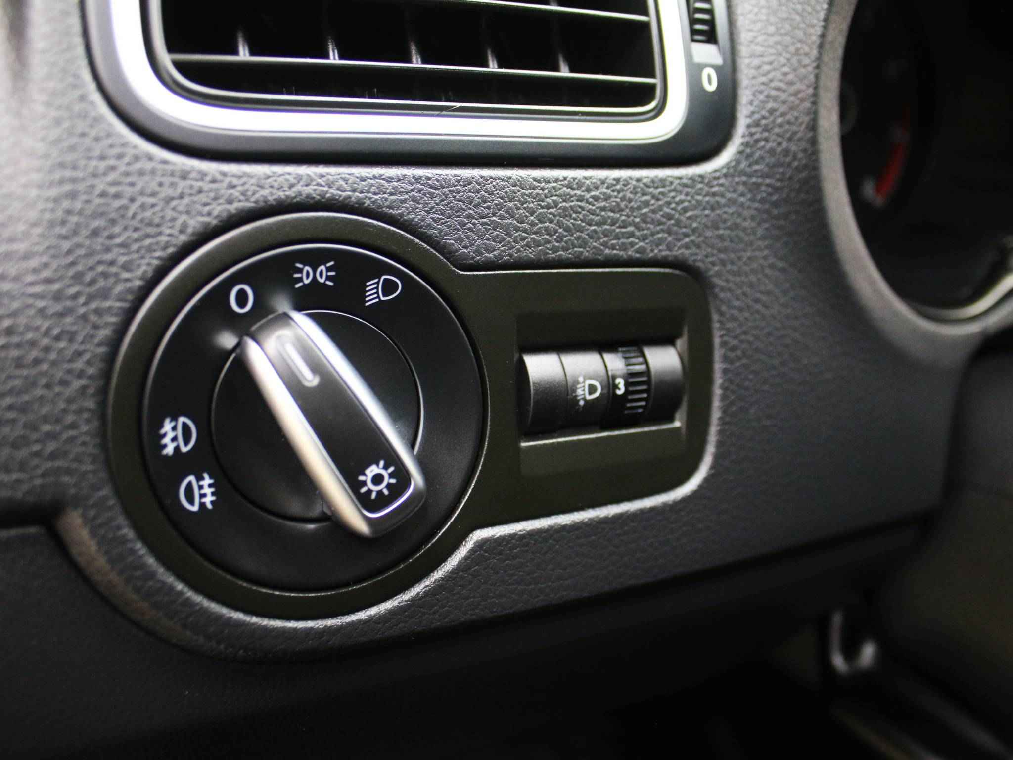 Volkswagen Polo, V Рестайлинг