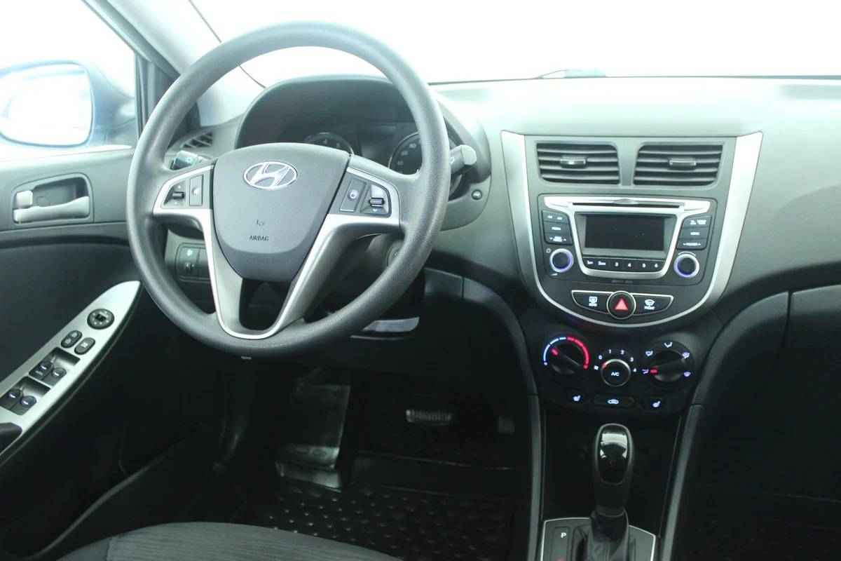 Hyundai Solaris, I Рестайлинг