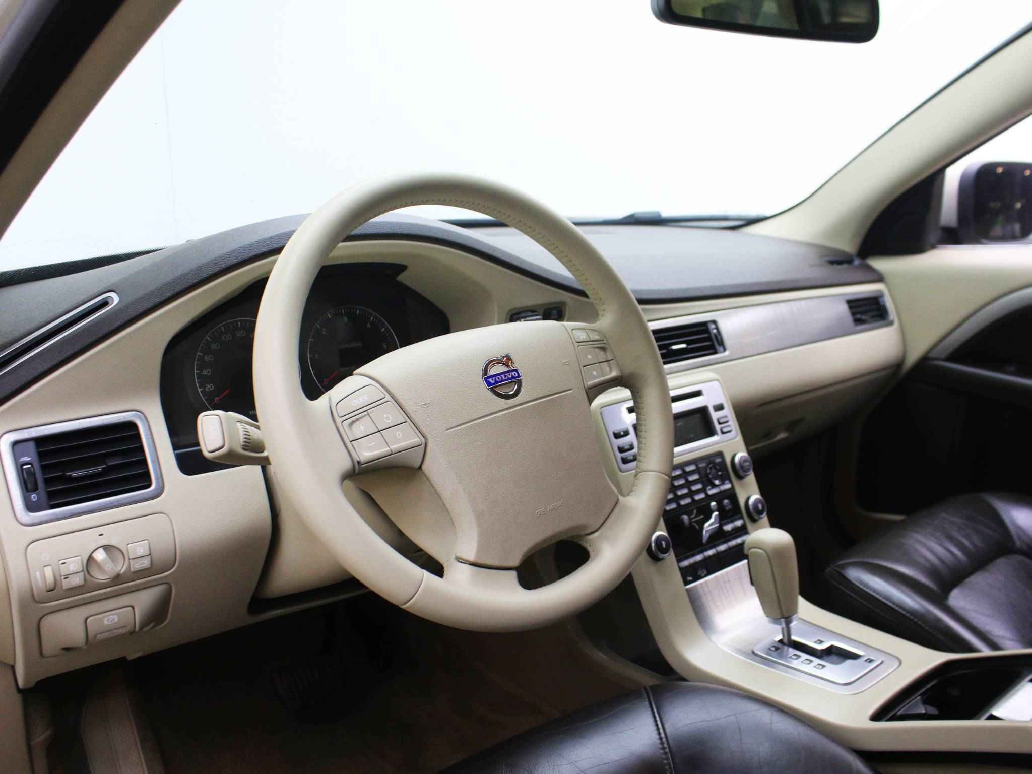 Volvo XC70, II