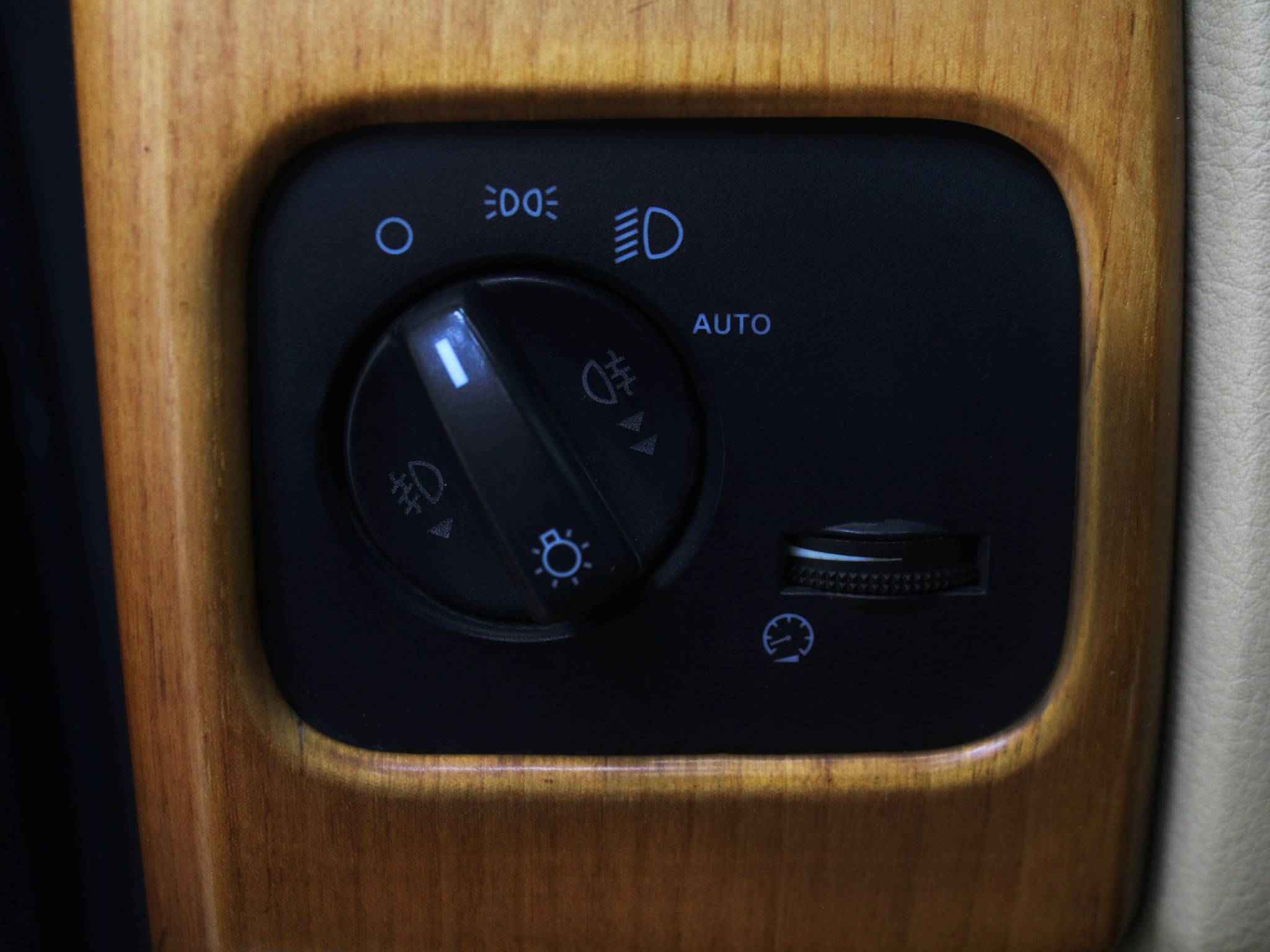 Land Rover Discovery, III