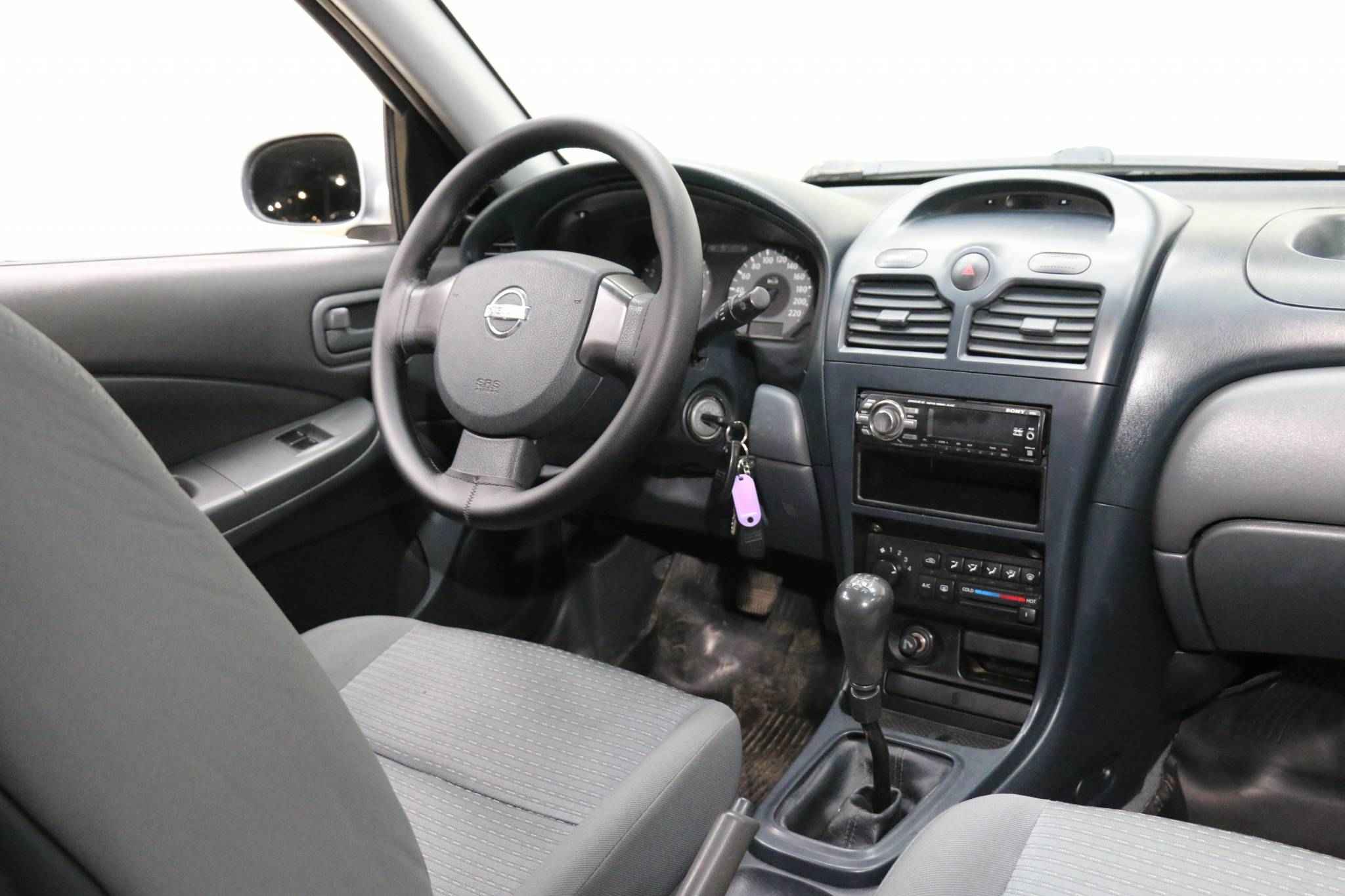 Nissan Almera Classic, I